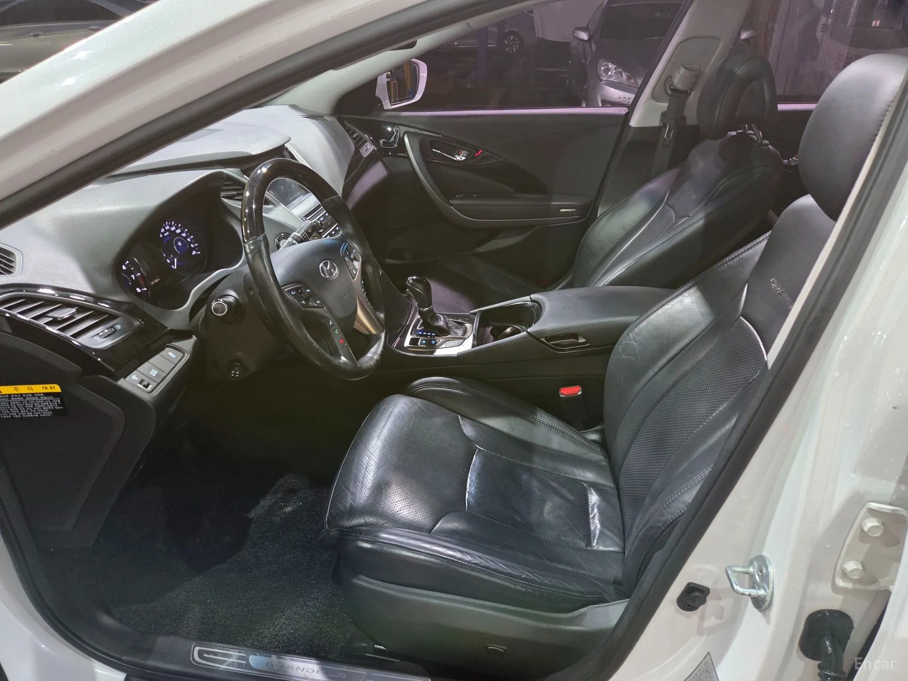 Hyundai Grandeur HG превью 7