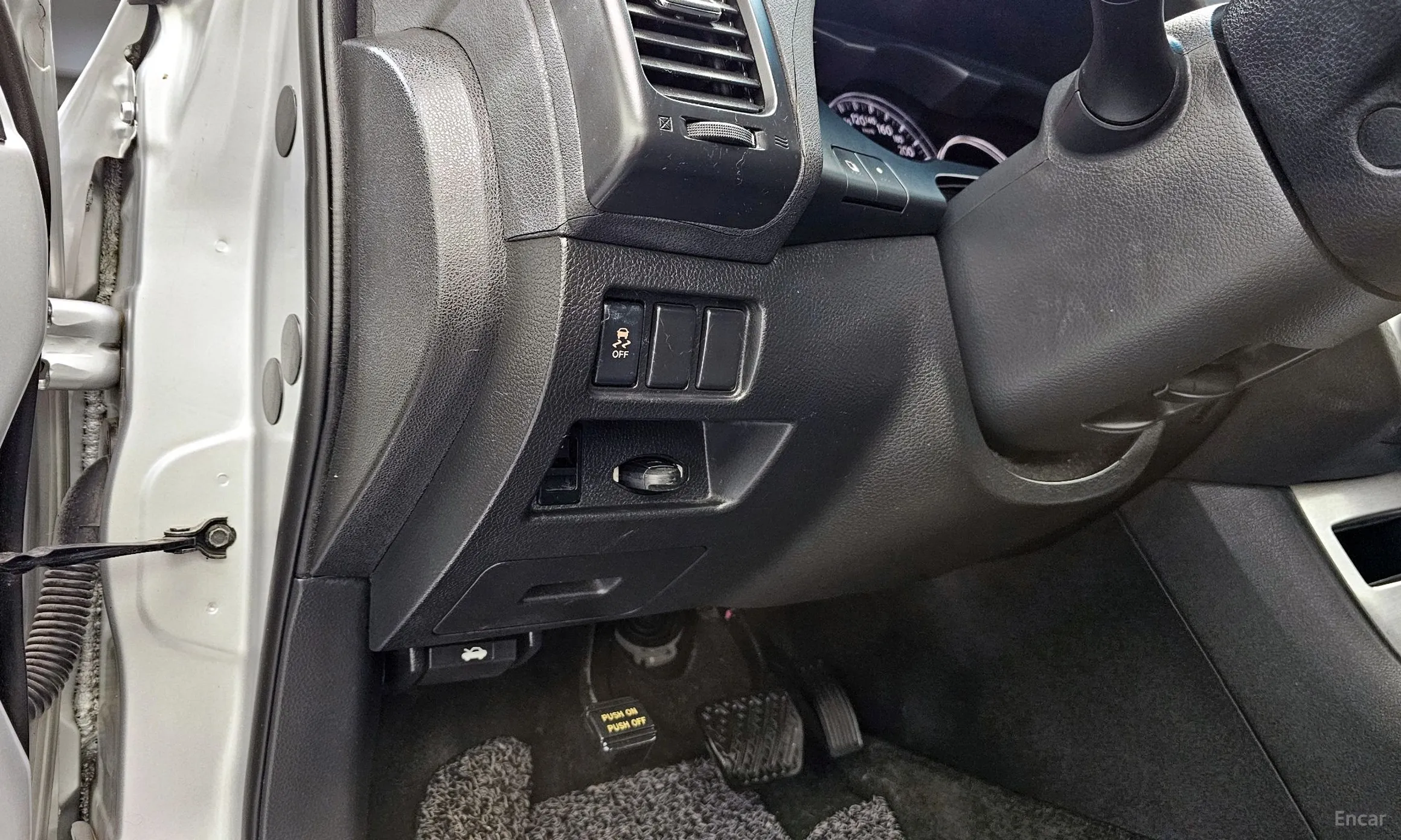 Nissan Altima превью 14