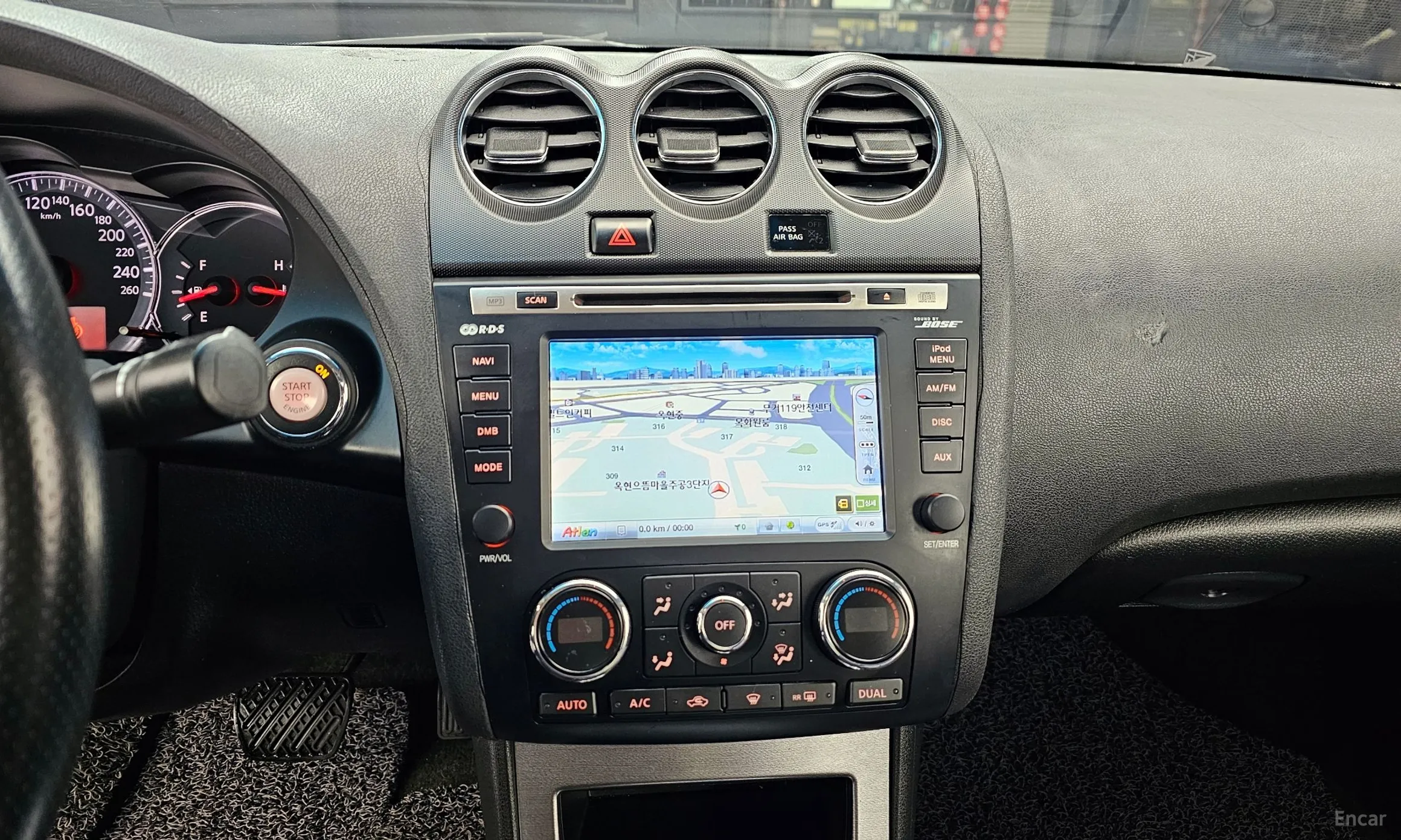 Nissan Altima превью 16
