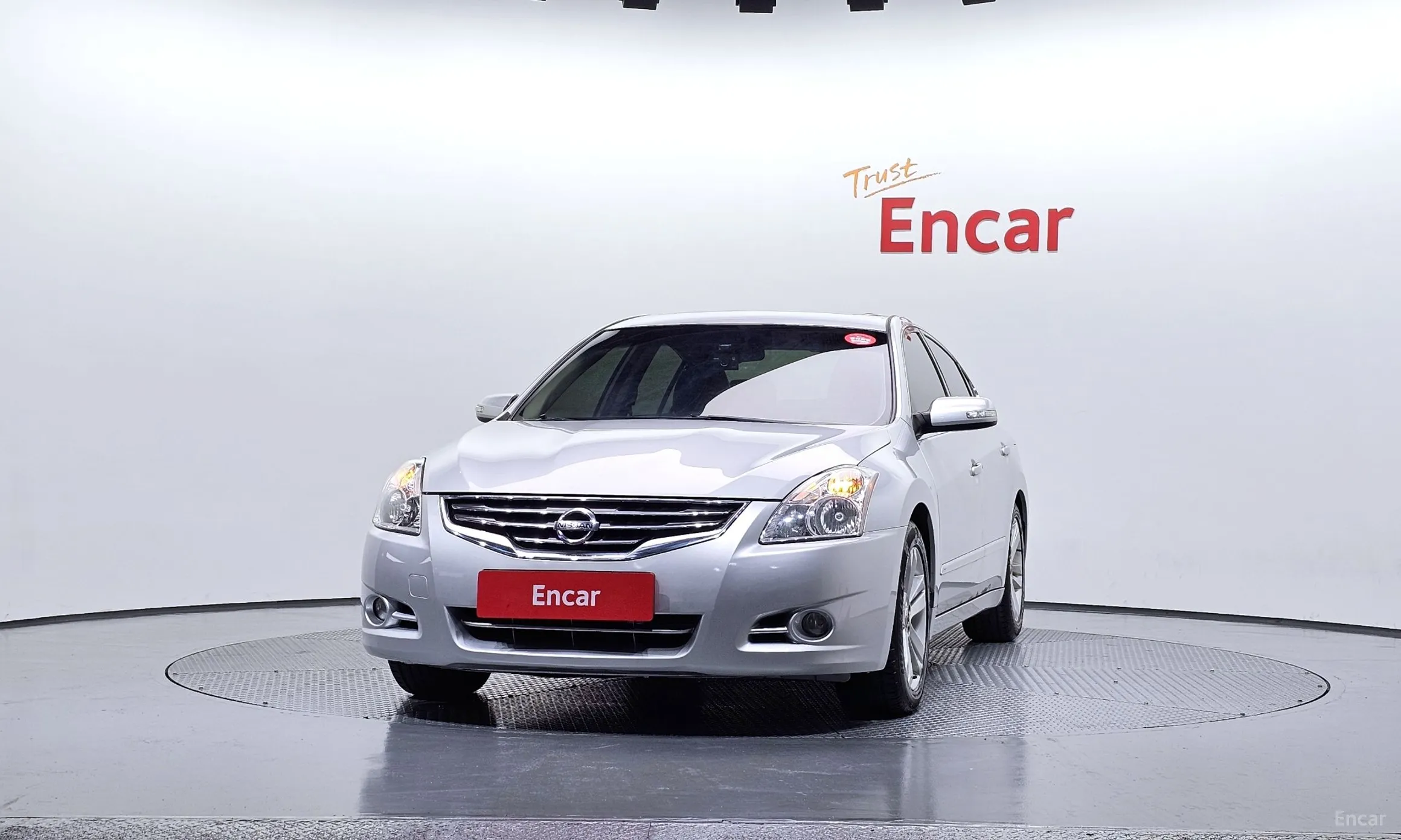 Nissan Altima превью 3