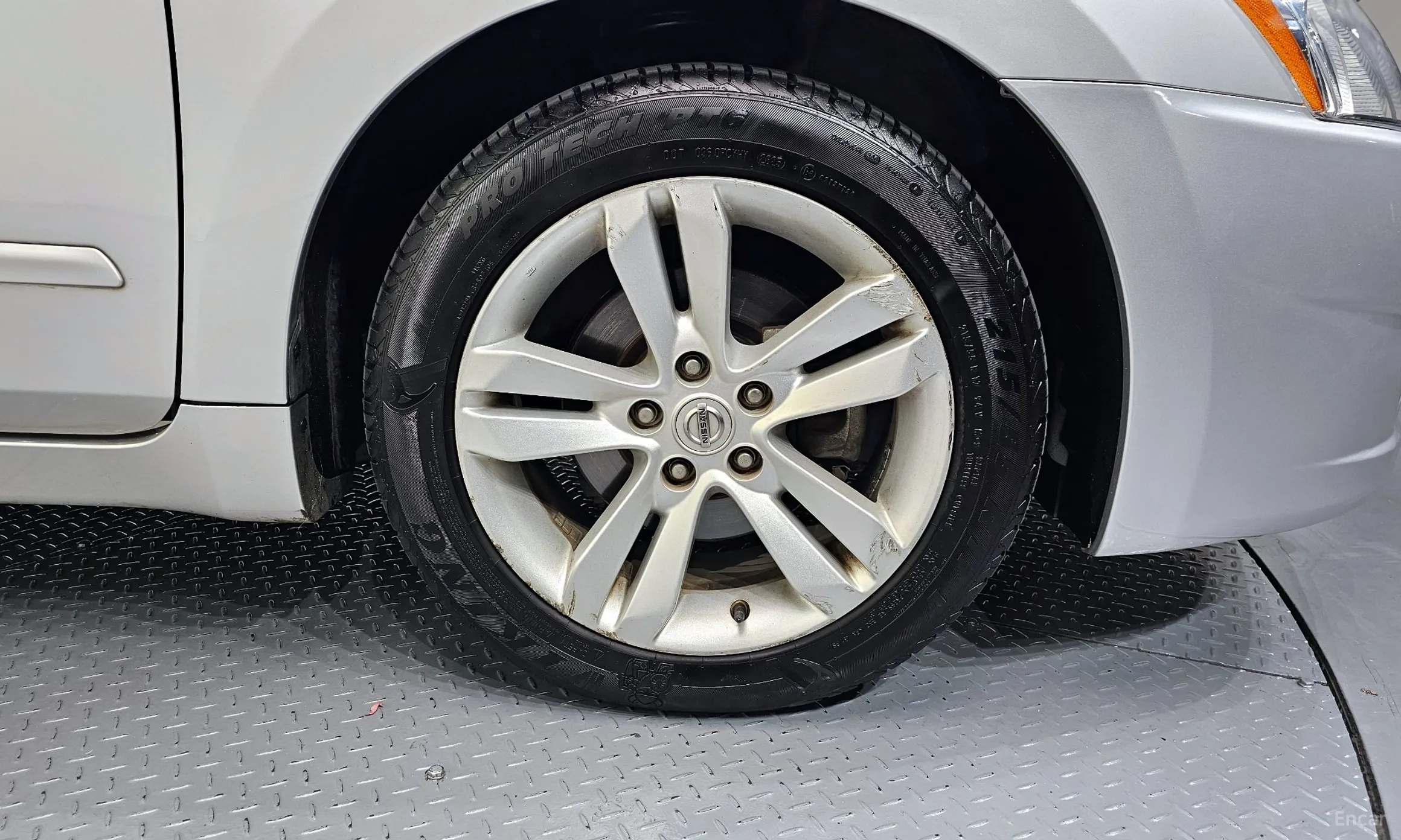 Nissan Altima превью 5