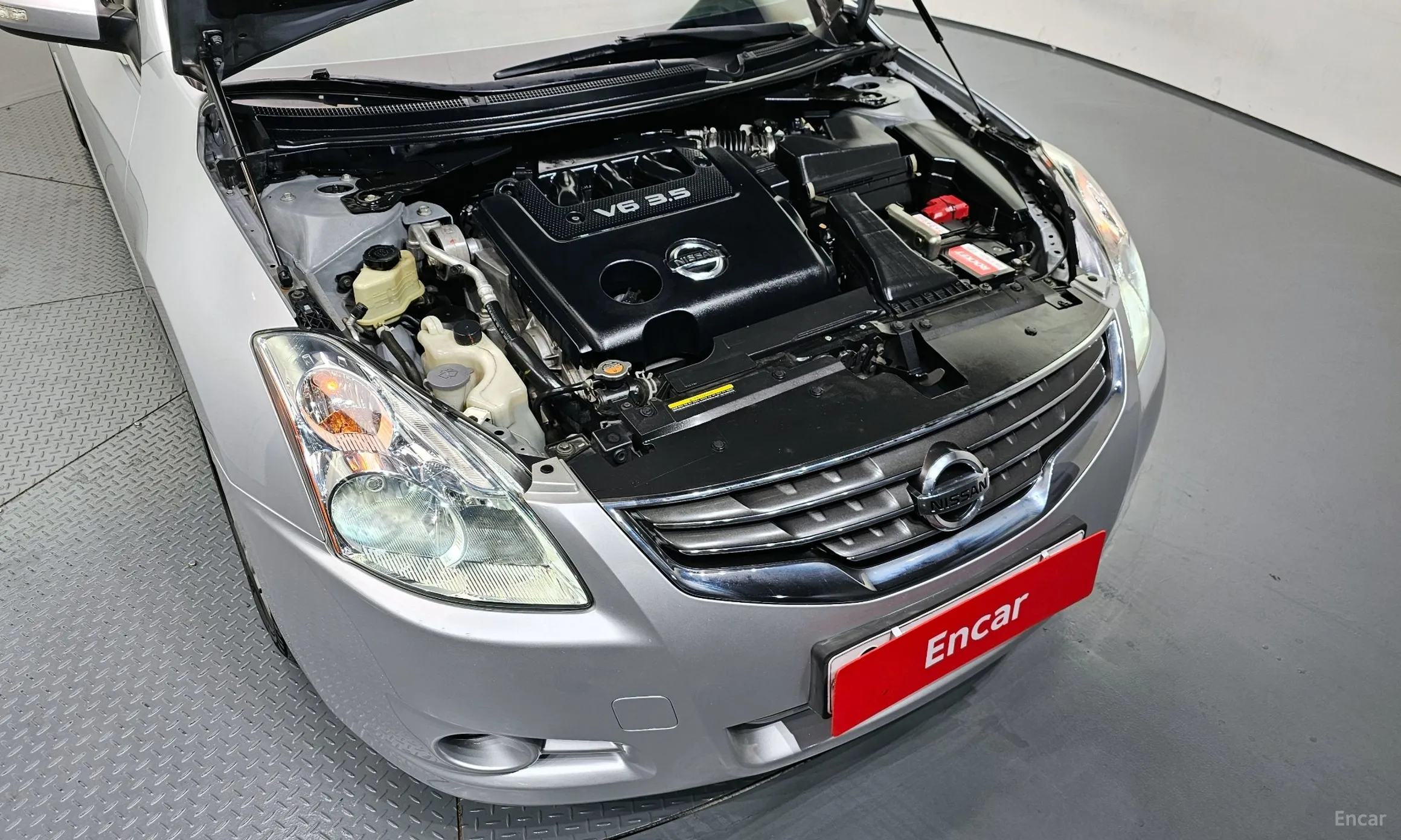 Nissan Altima превью 6