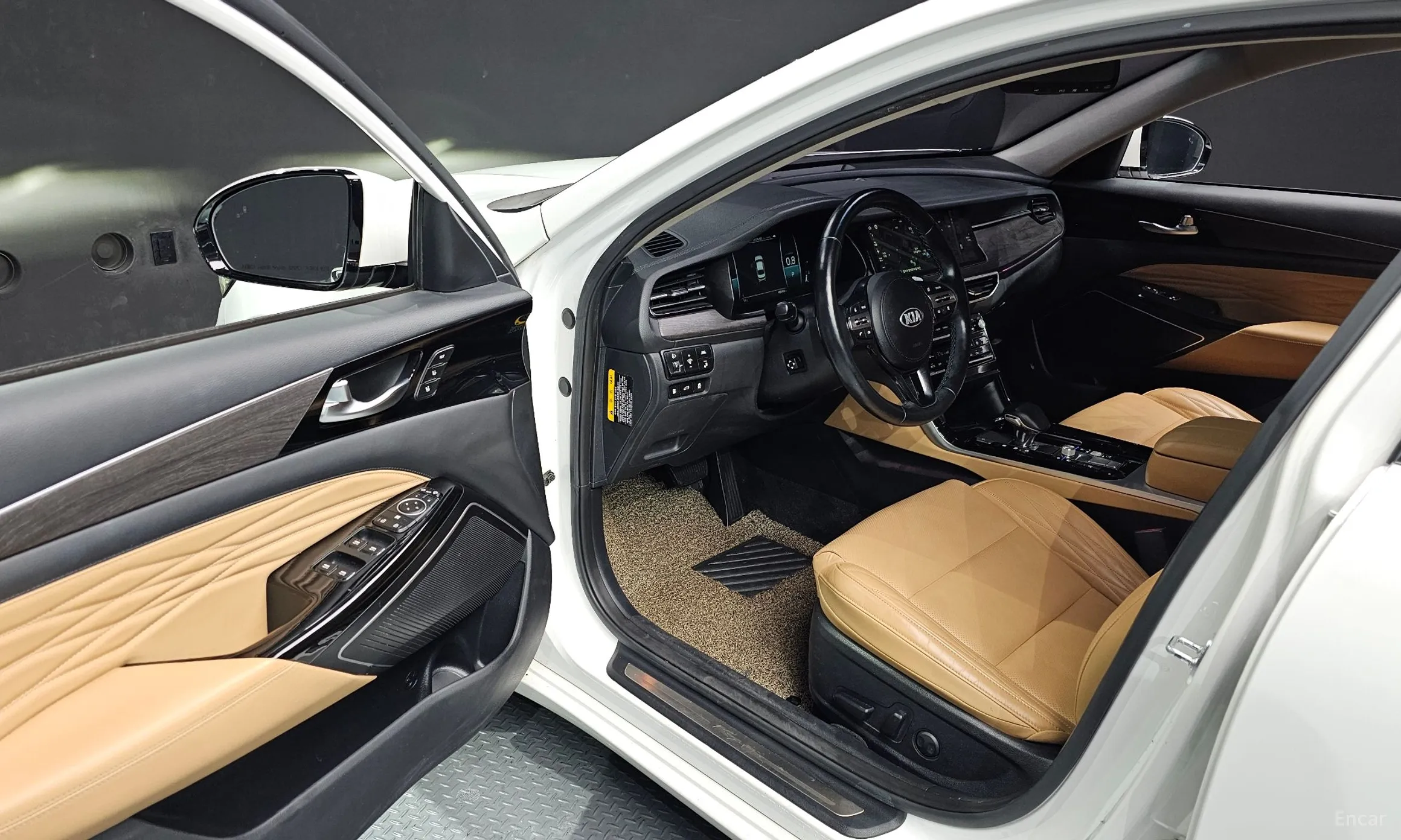Kia K7 Premier превью 11