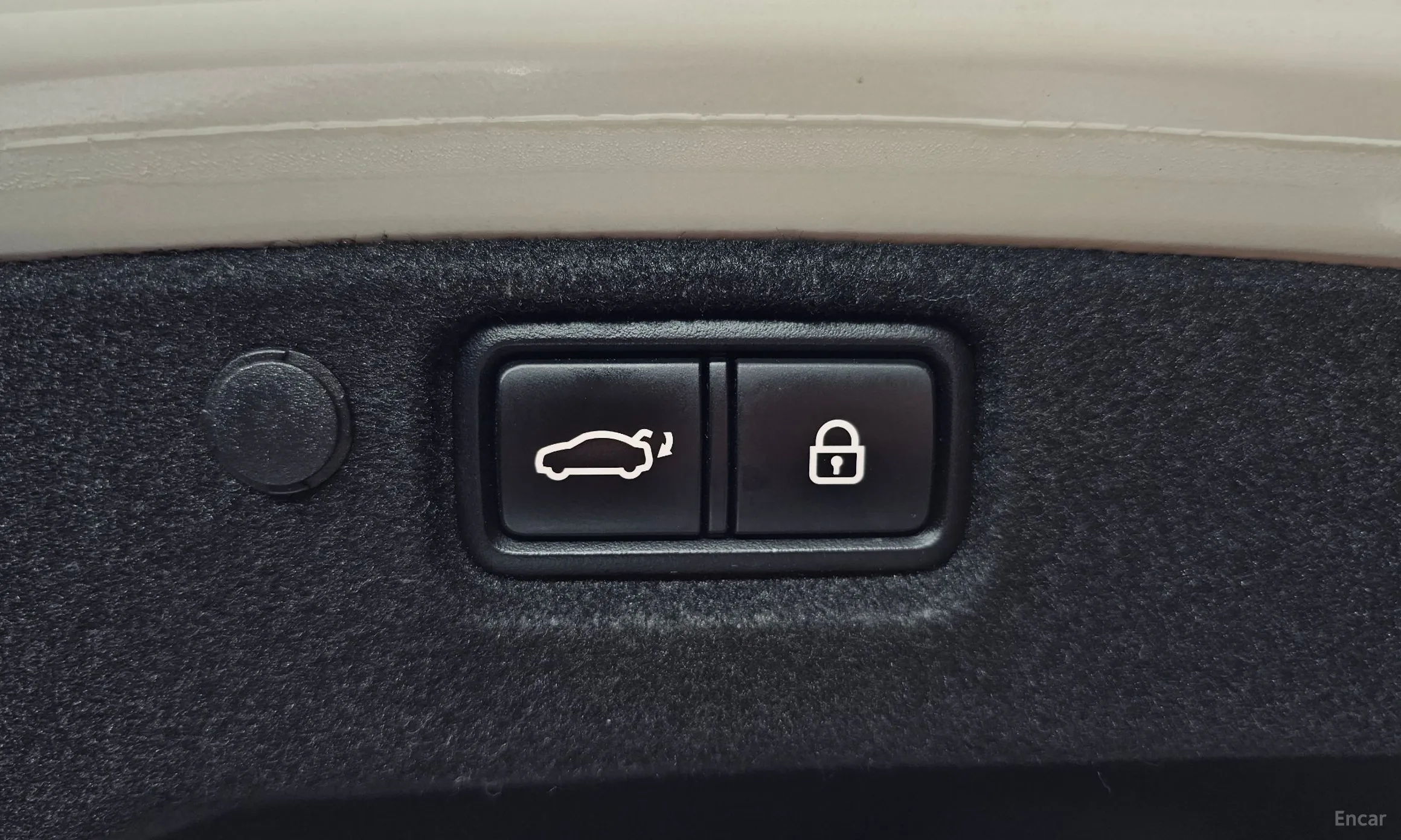 Kia K7 Premier превью 20