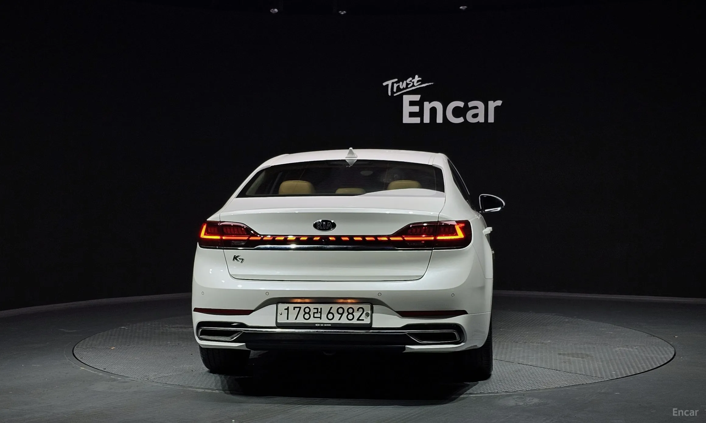 Kia K7 Premier превью 4
