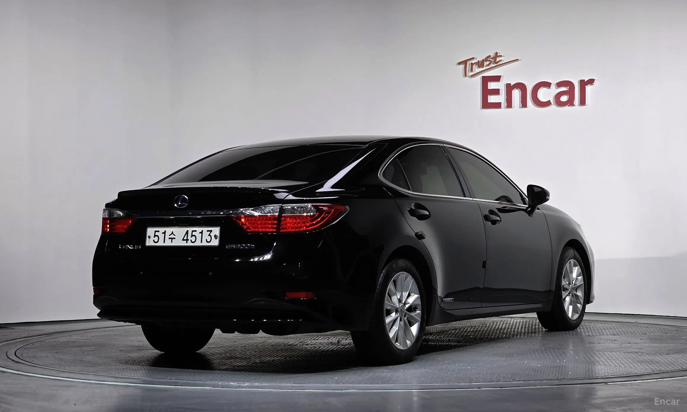 Lexus New ES300h превью 2