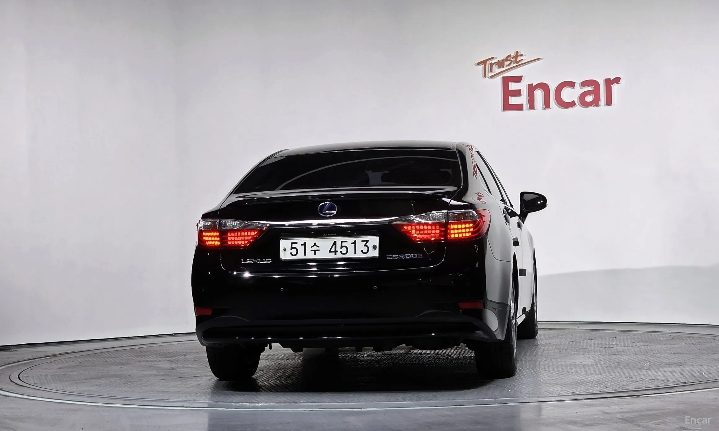 Lexus New ES300h превью 4