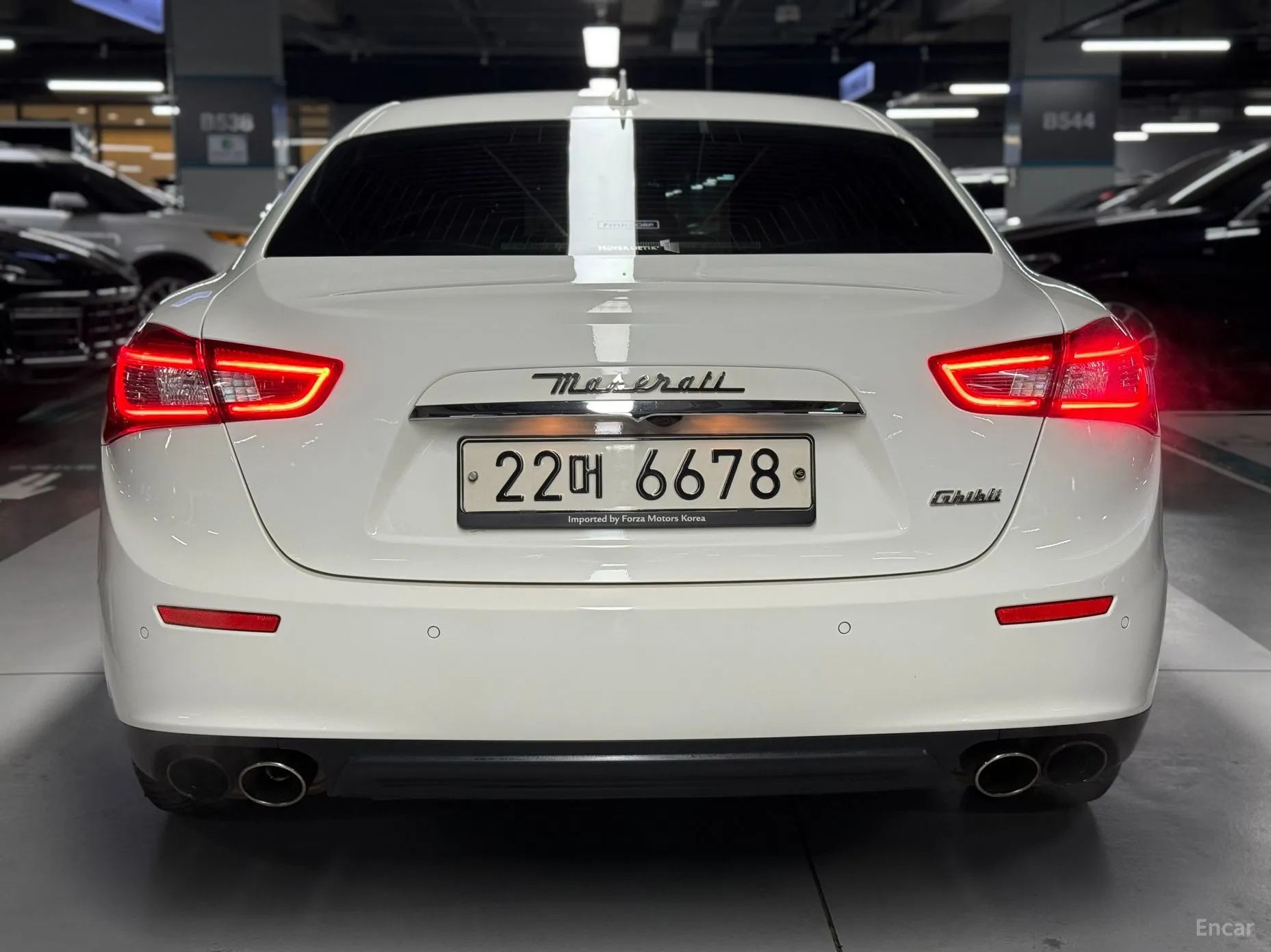 Maserati Ghibli превью 2