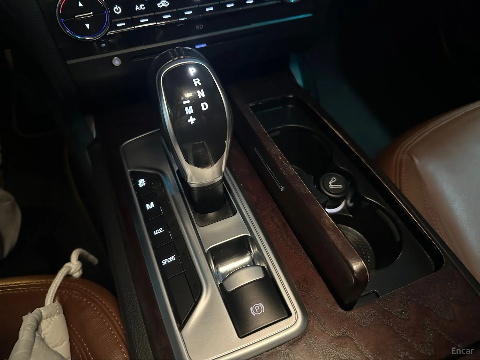 Maserati Ghibli превью 17