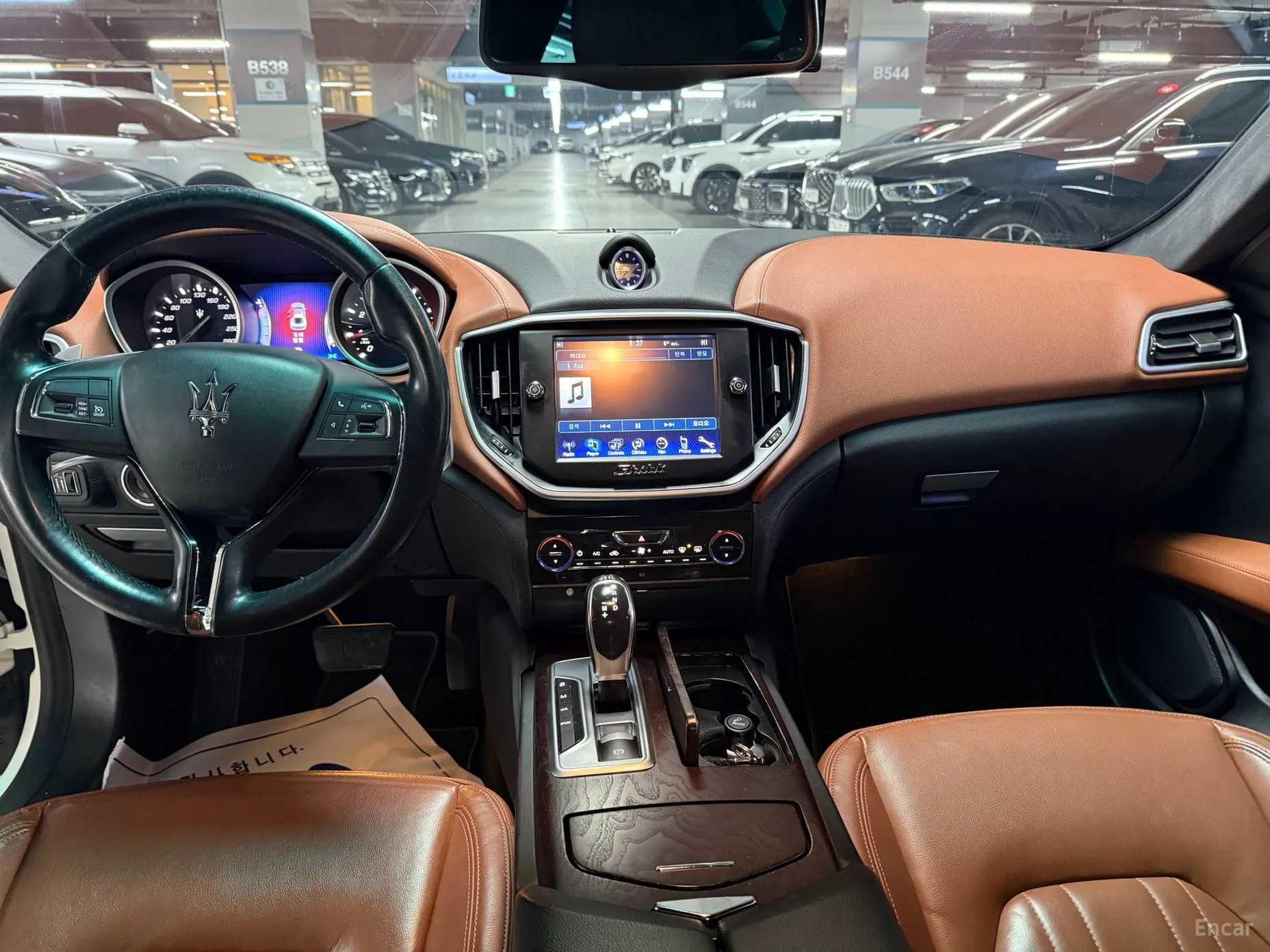 Maserati Ghibli превью 7