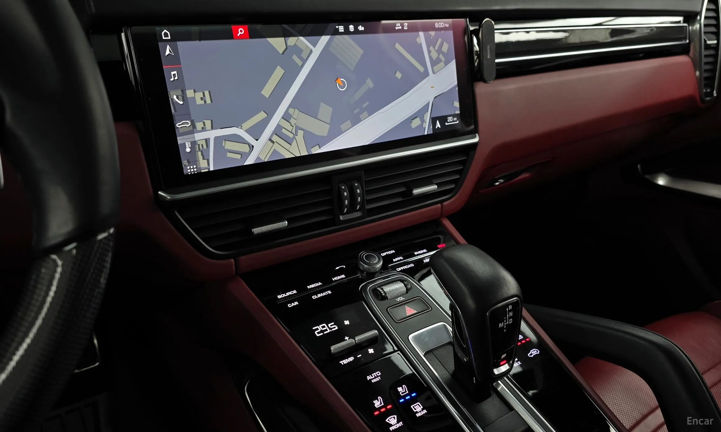 Porsche Cayenne (PO536) превью 14