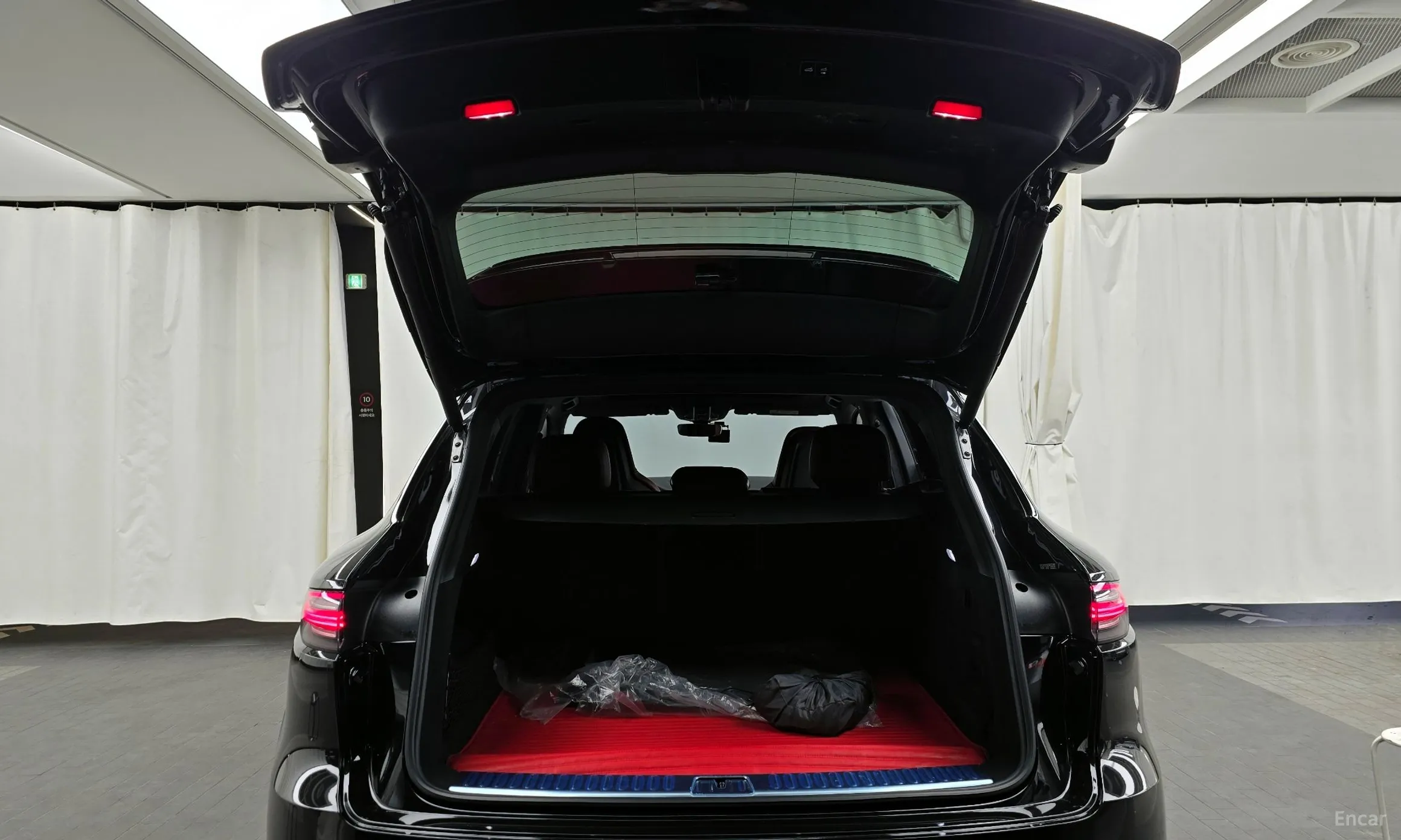 Porsche Cayenne (PO536) превью 20