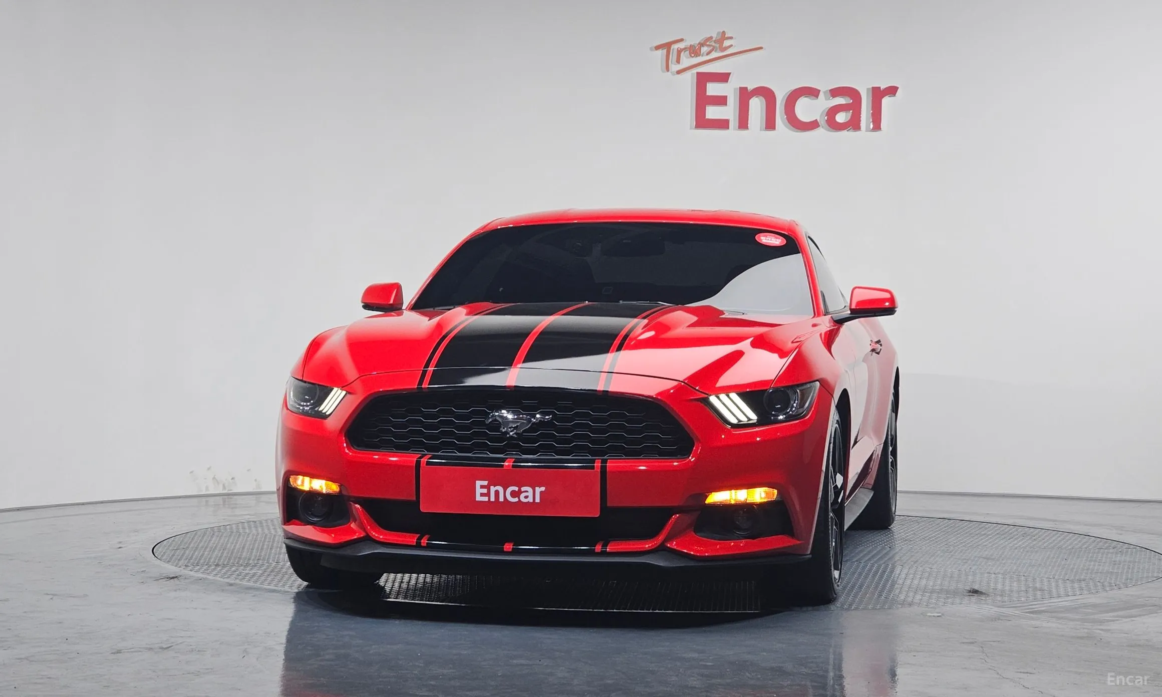 Ford Mustang превью 3