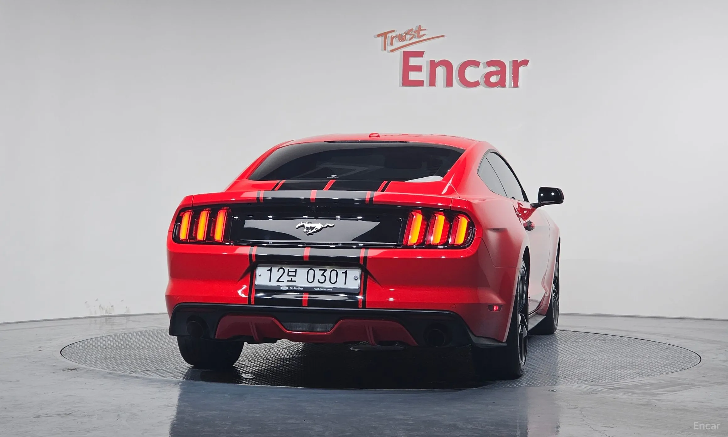 Ford Mustang превью 4