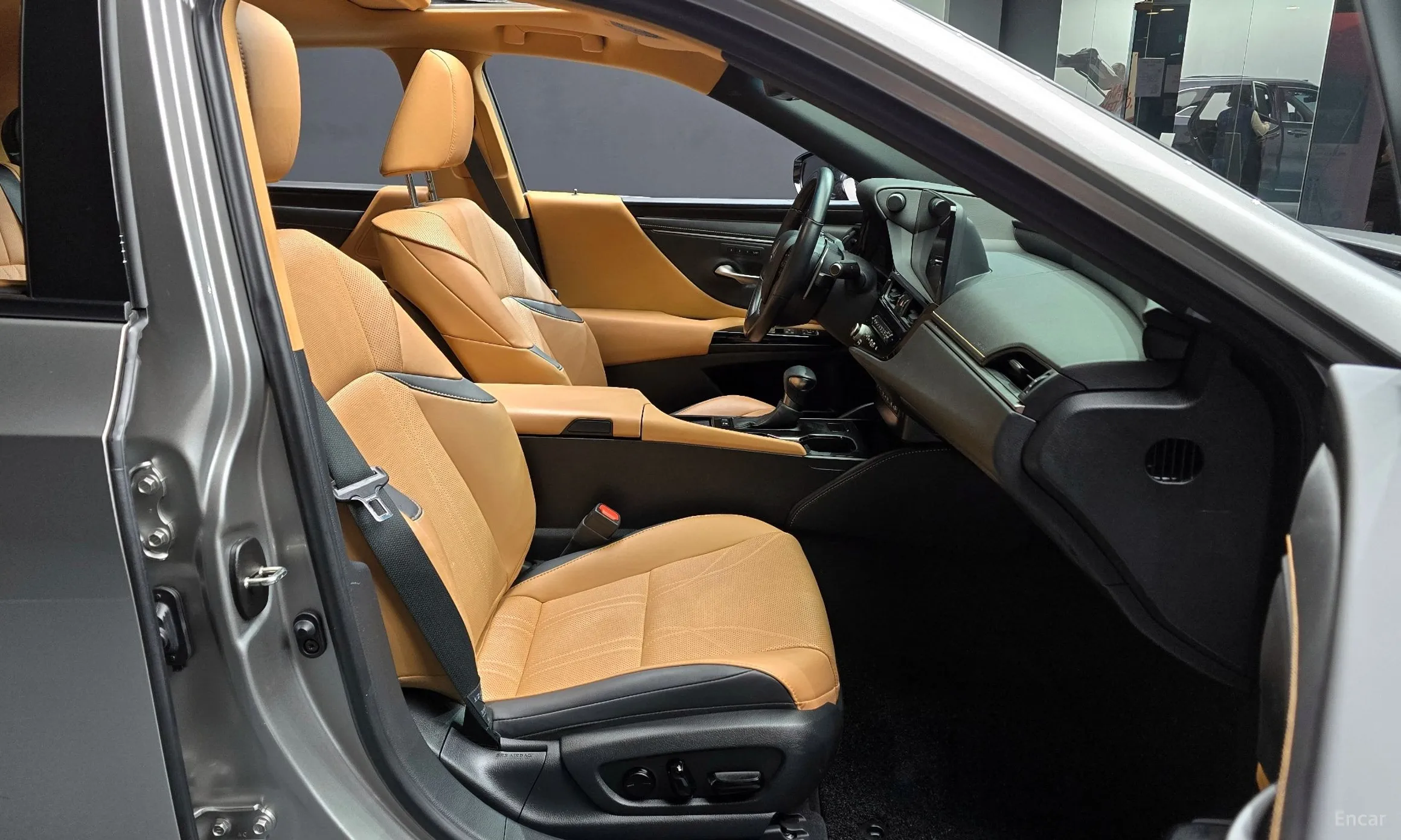 Lexus ES300h 7th Generation превью 10
