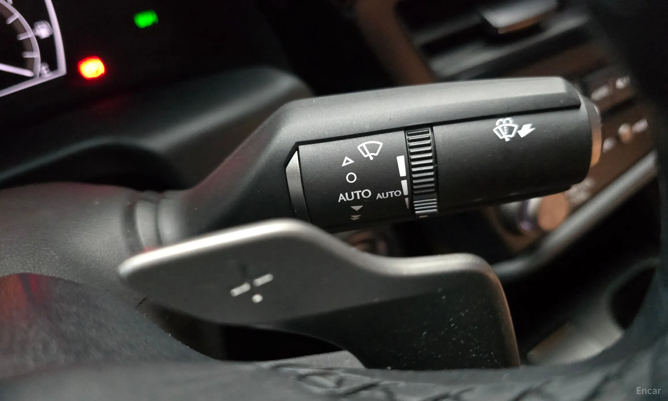 Lexus ES300h 7th Generation превью 18