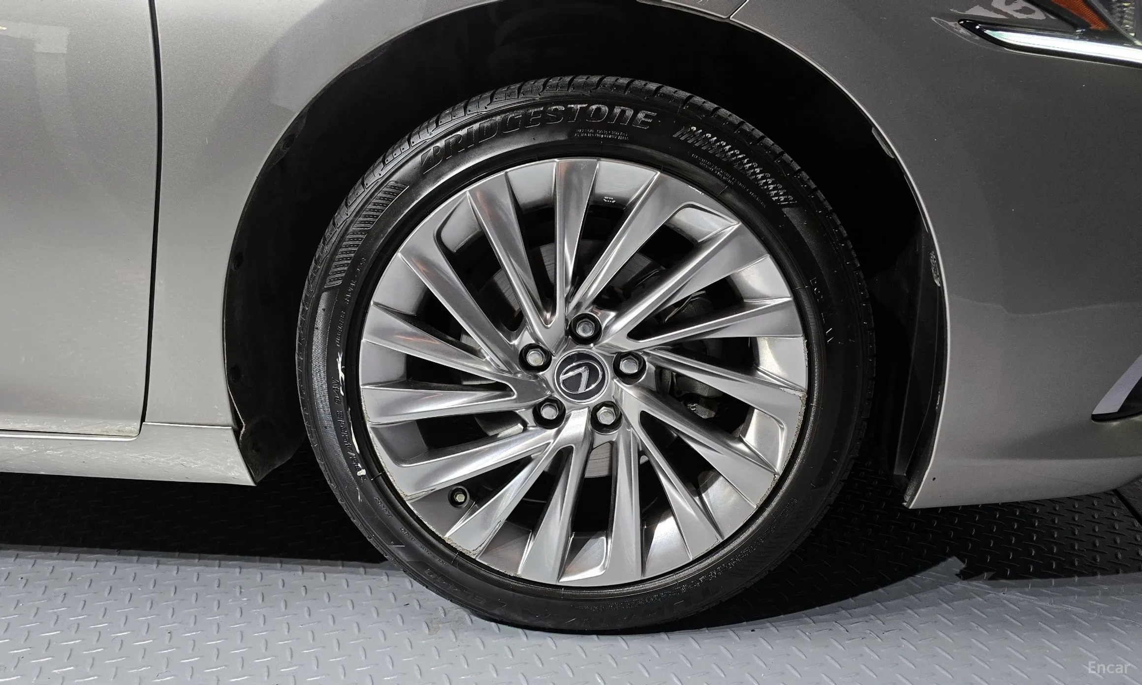 Lexus ES300h 7th Generation превью 5