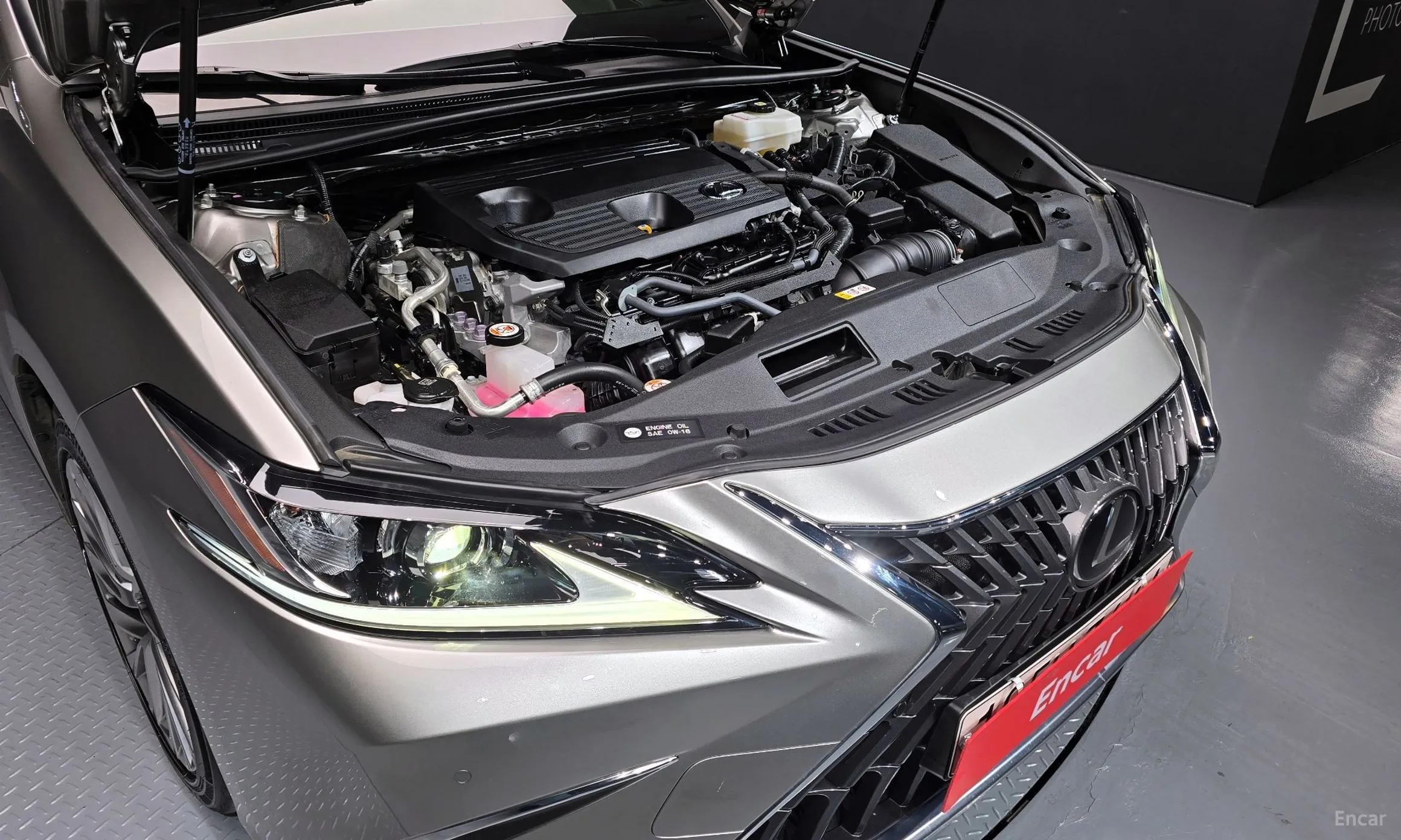 Lexus ES300h 7th Generation превью 6