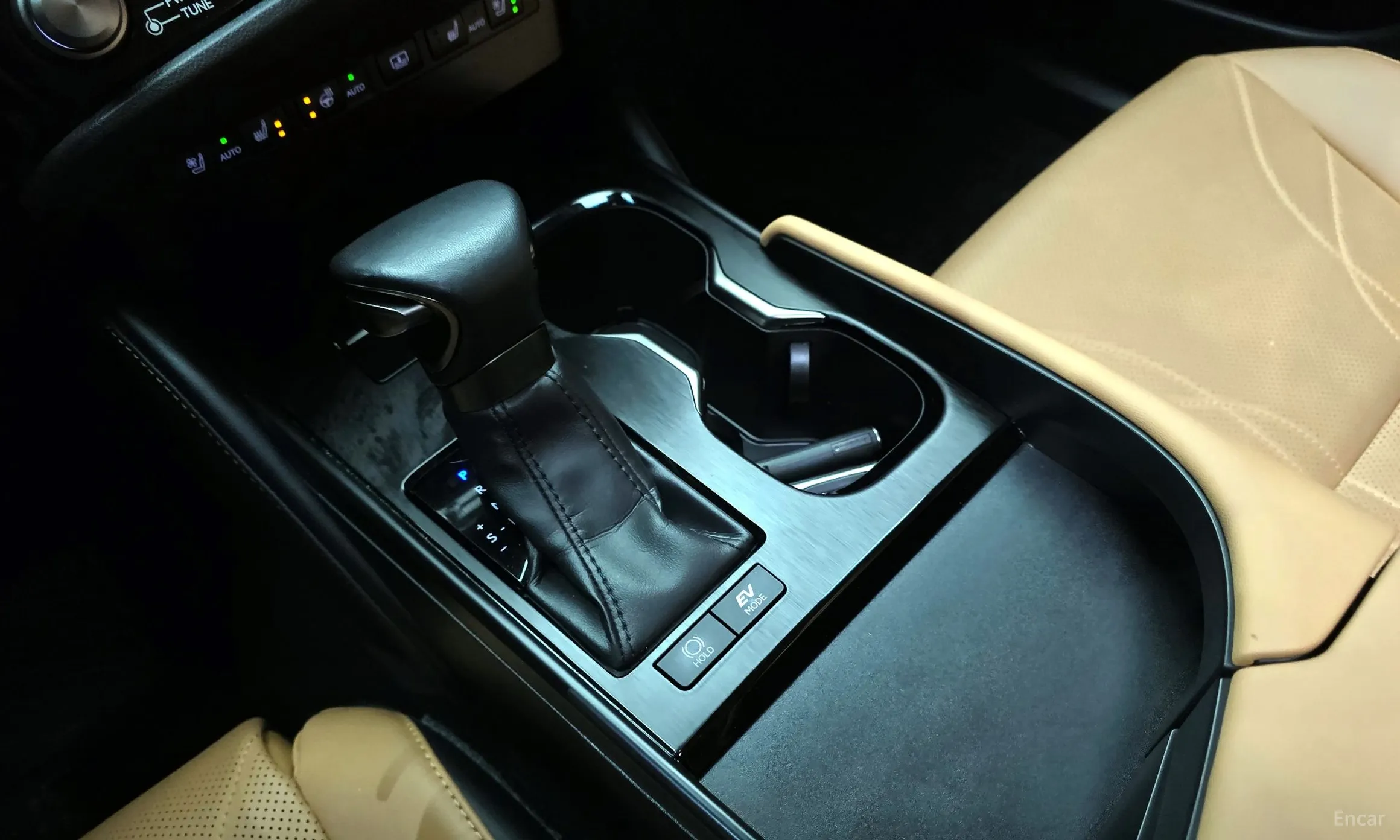 Lexus ES300h 7th Generation превью 9
