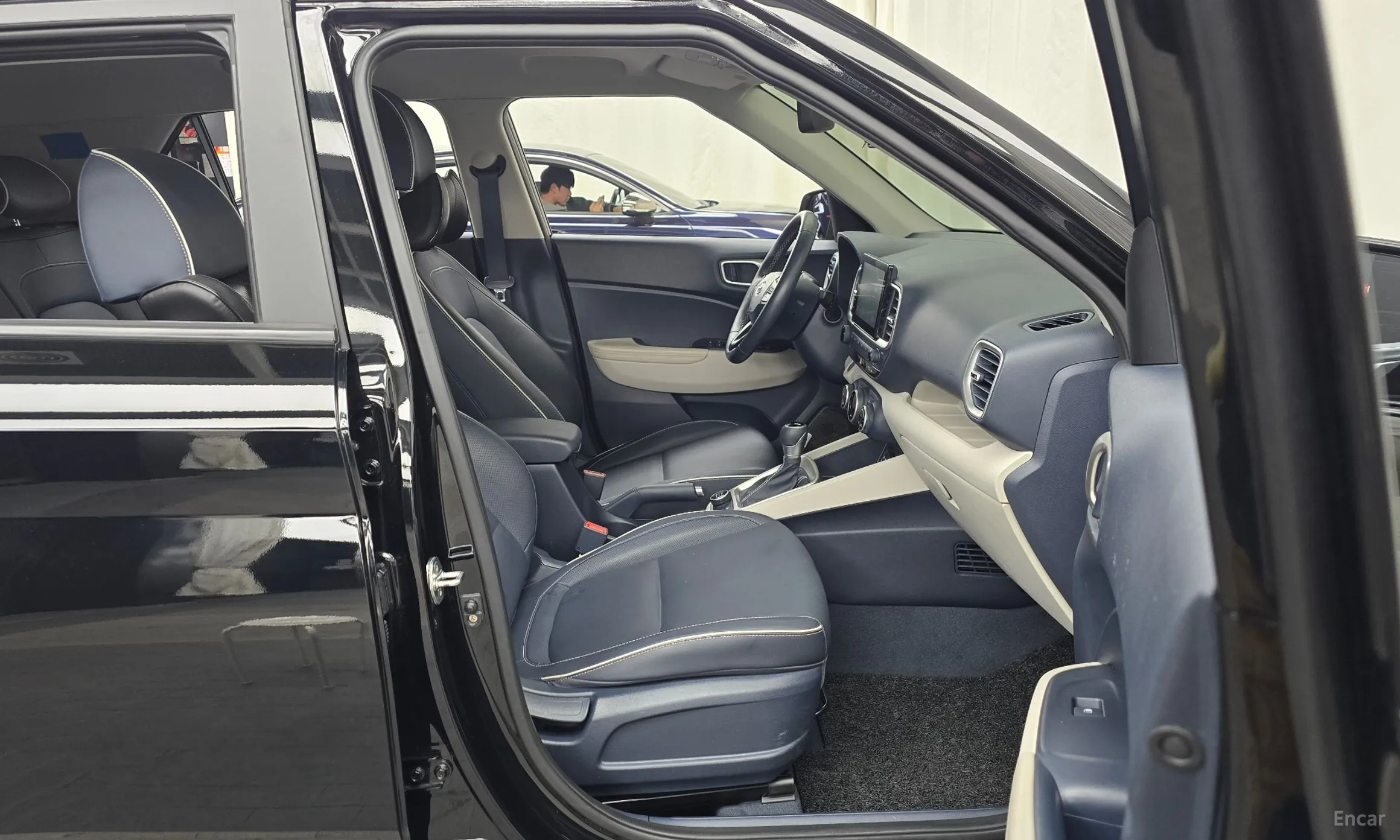Hyundai Venue превью 11