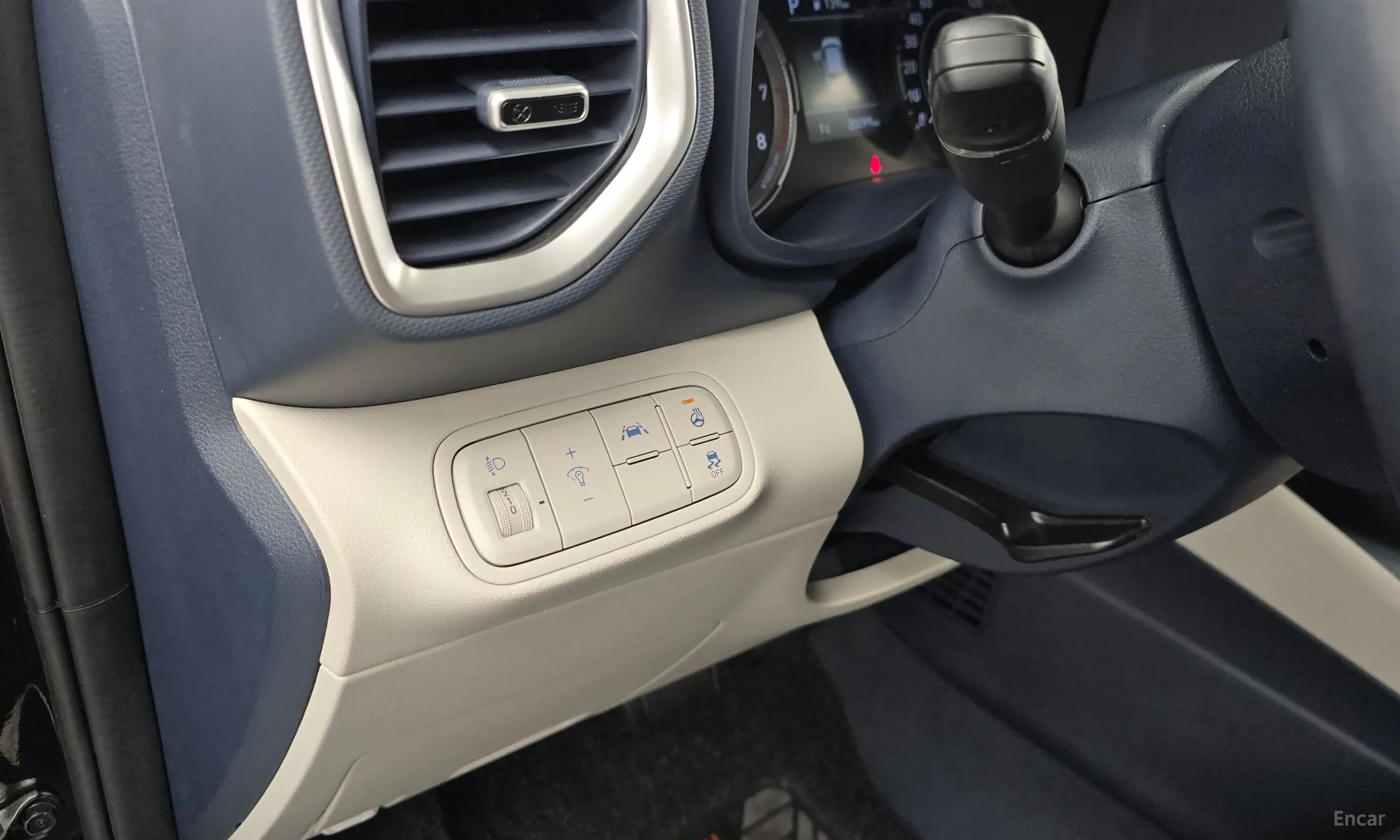 Hyundai Venue превью 16