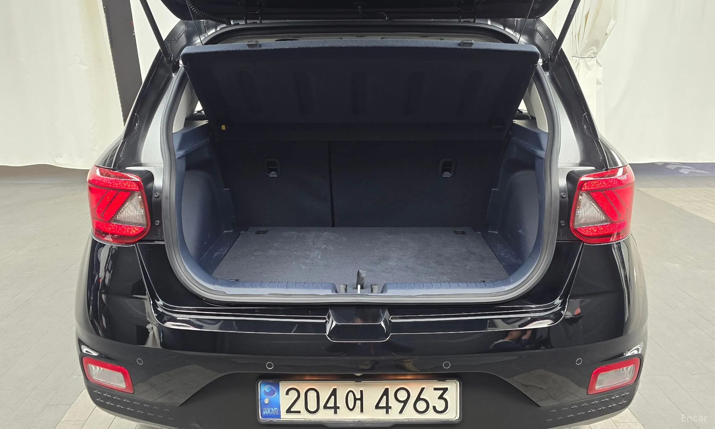 Hyundai Venue превью 20