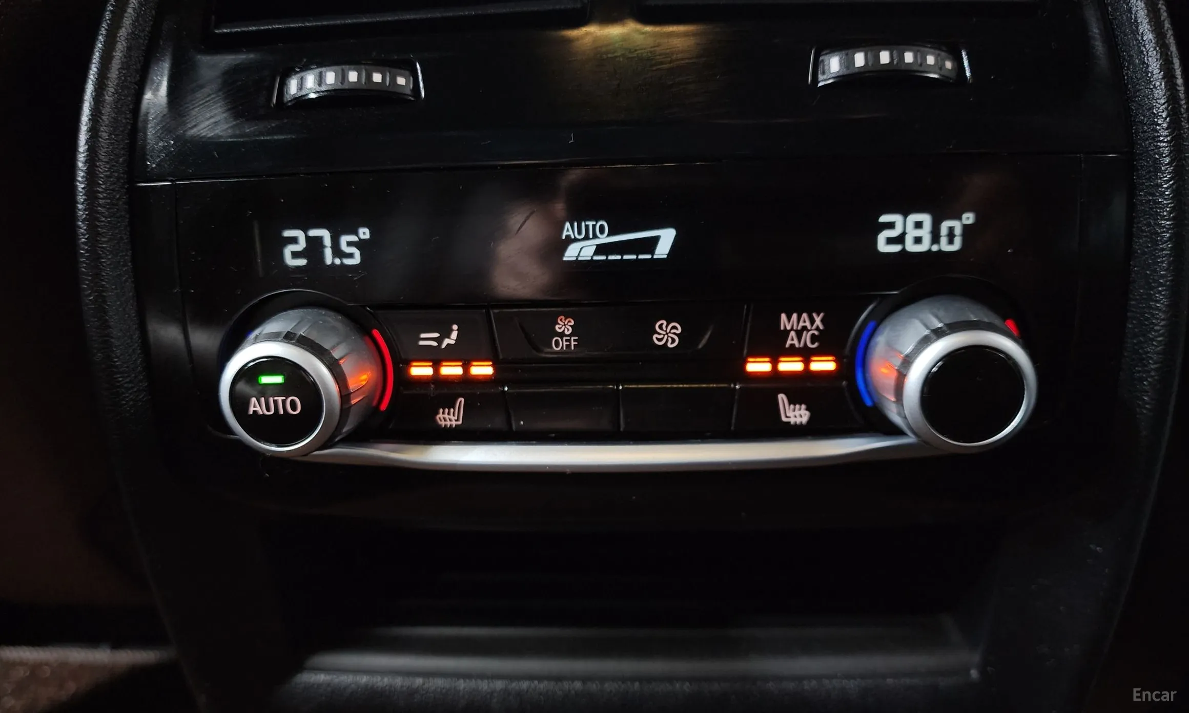 BMW 5 Series (G30) превью 19