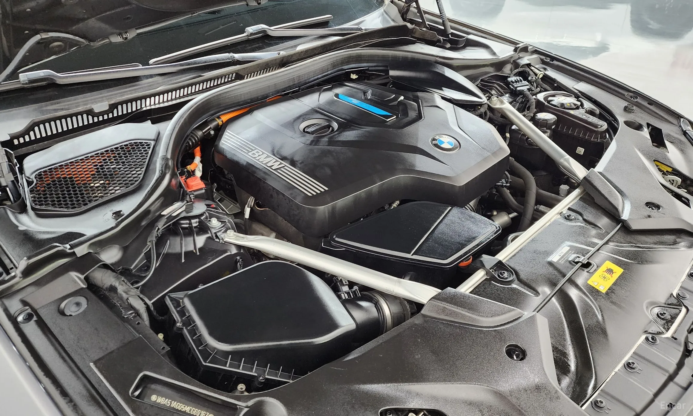 BMW 5 Series (G30) превью 6