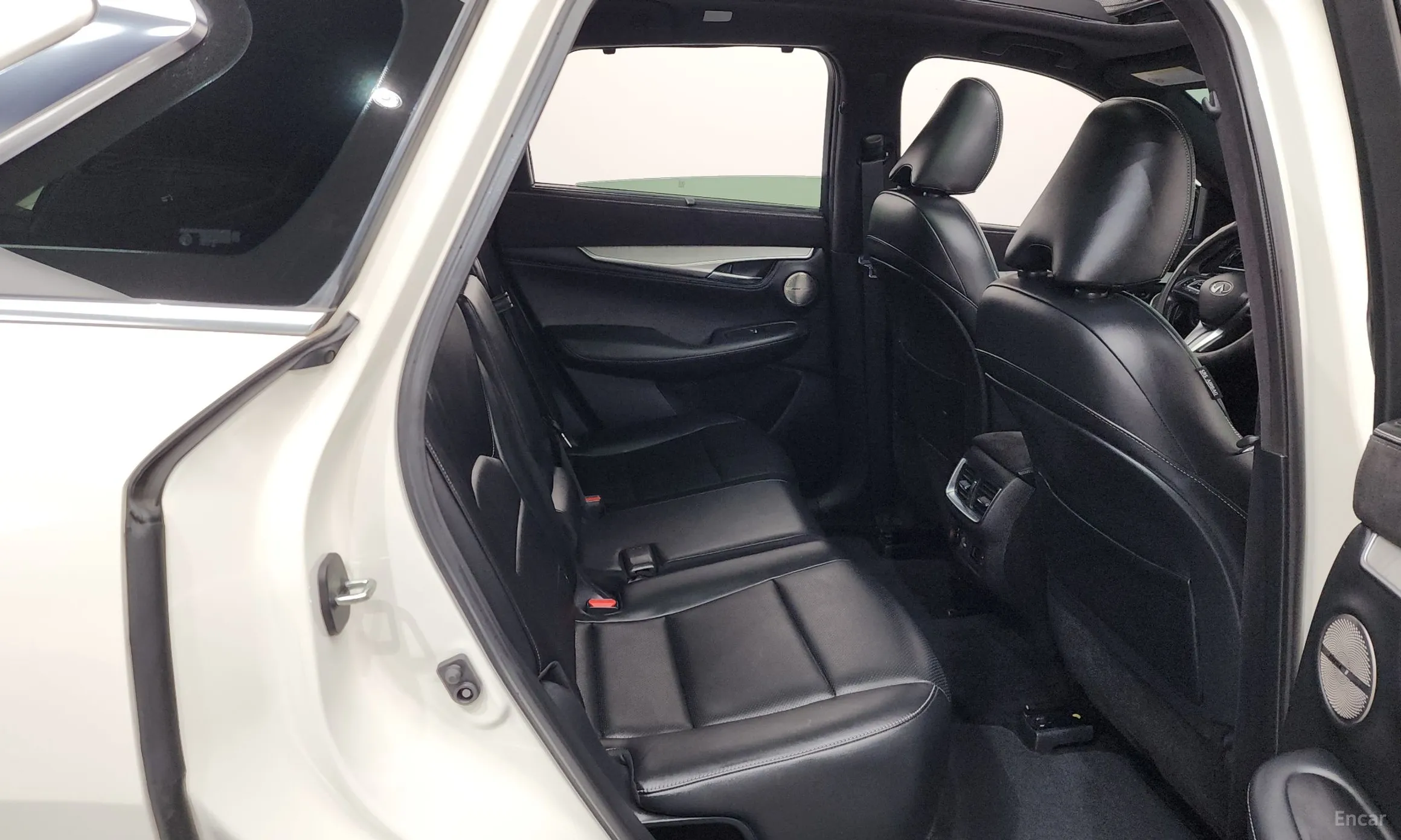 Infiniti QX50 (P71A) превью 12