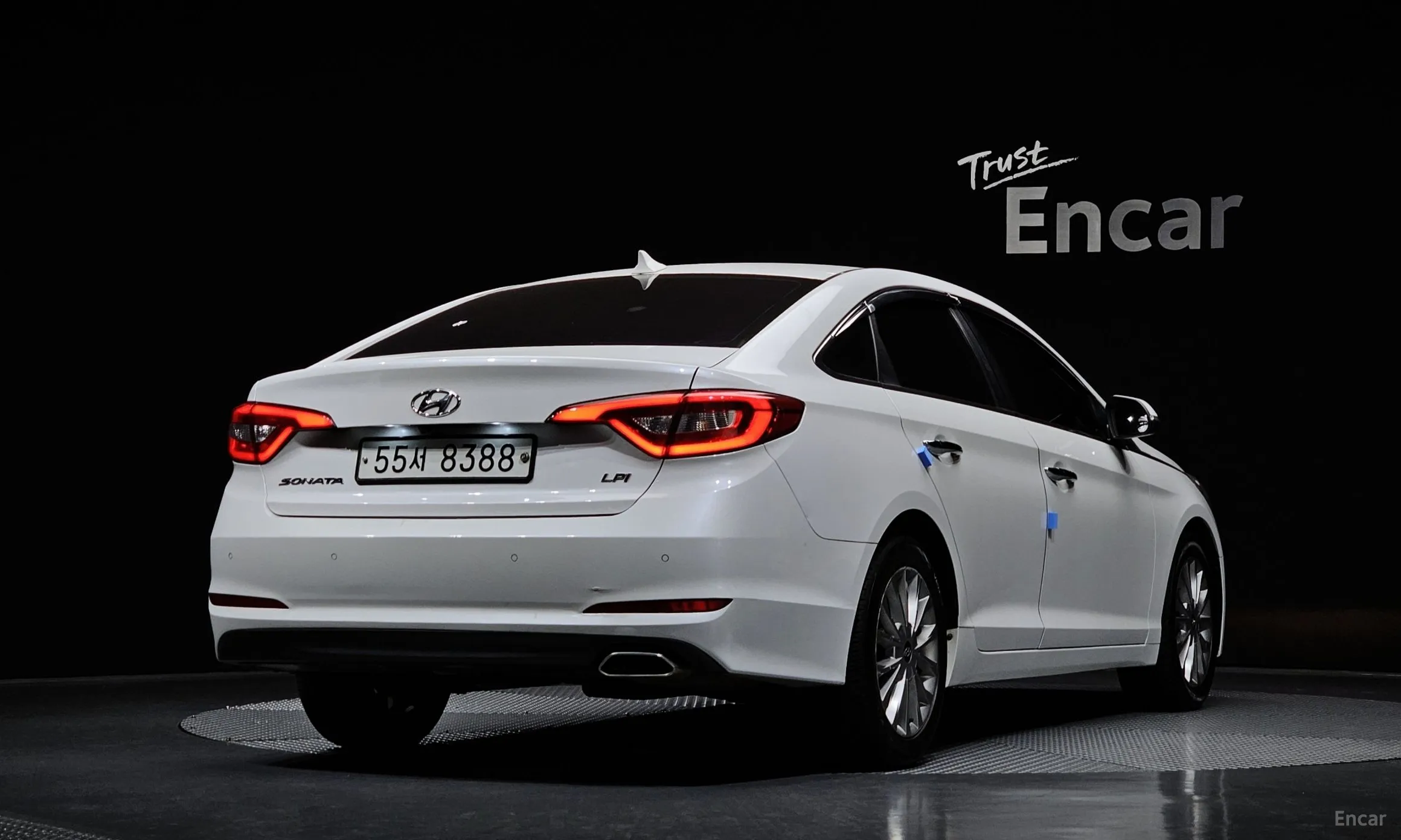 Hyundai LF Sonata