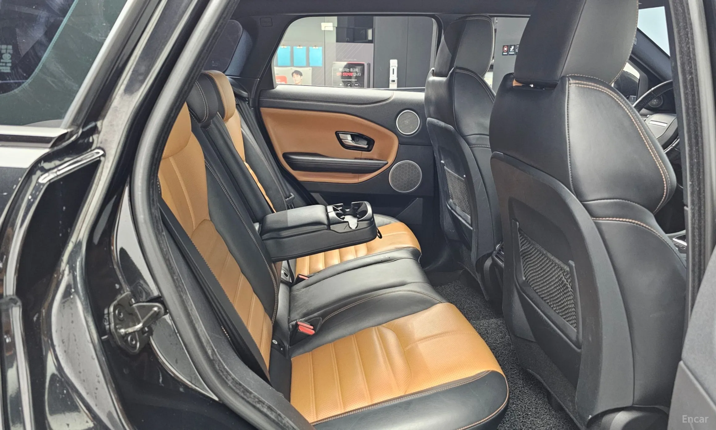 Land Rover Range Rover Evoque превью 12