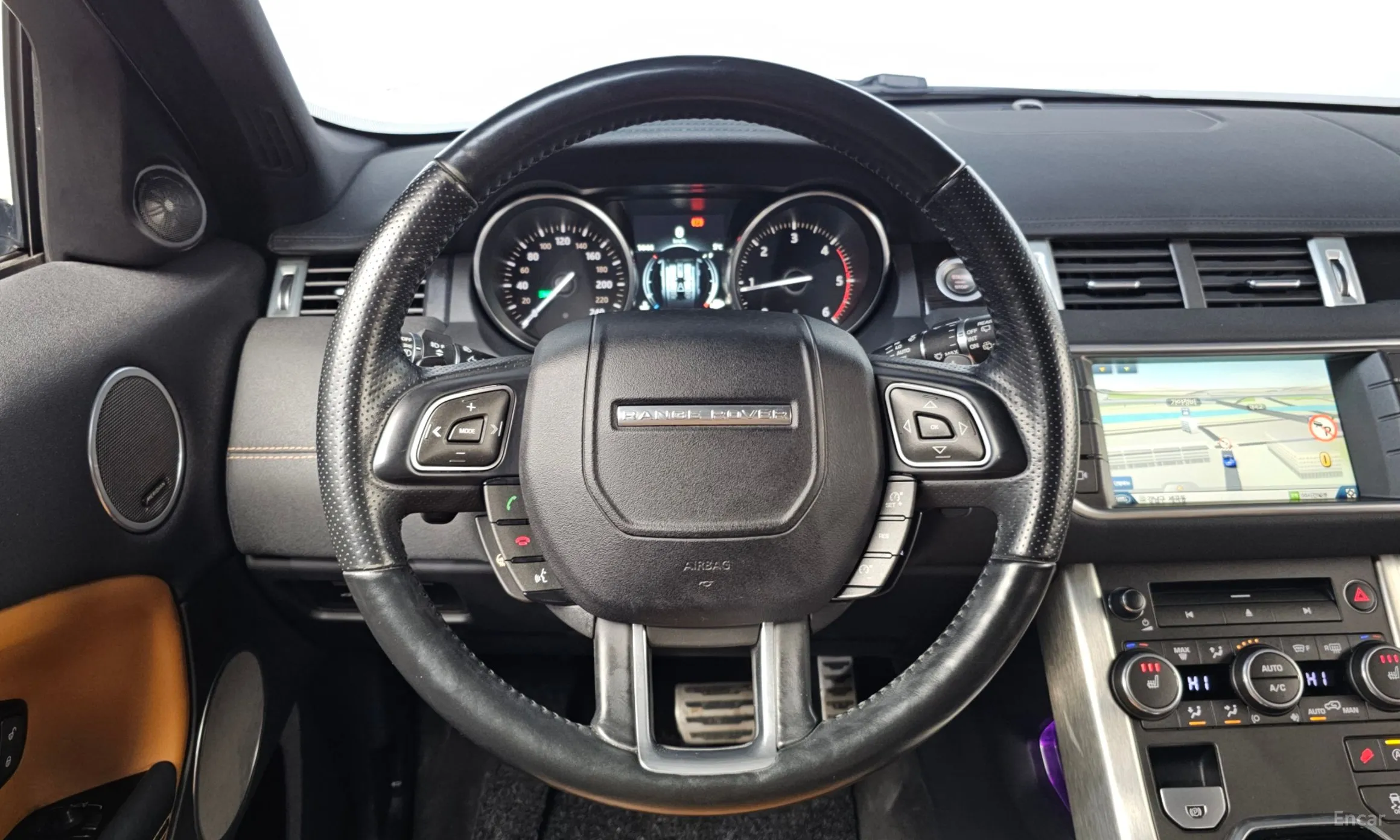 Land Rover Range Rover Evoque превью 13