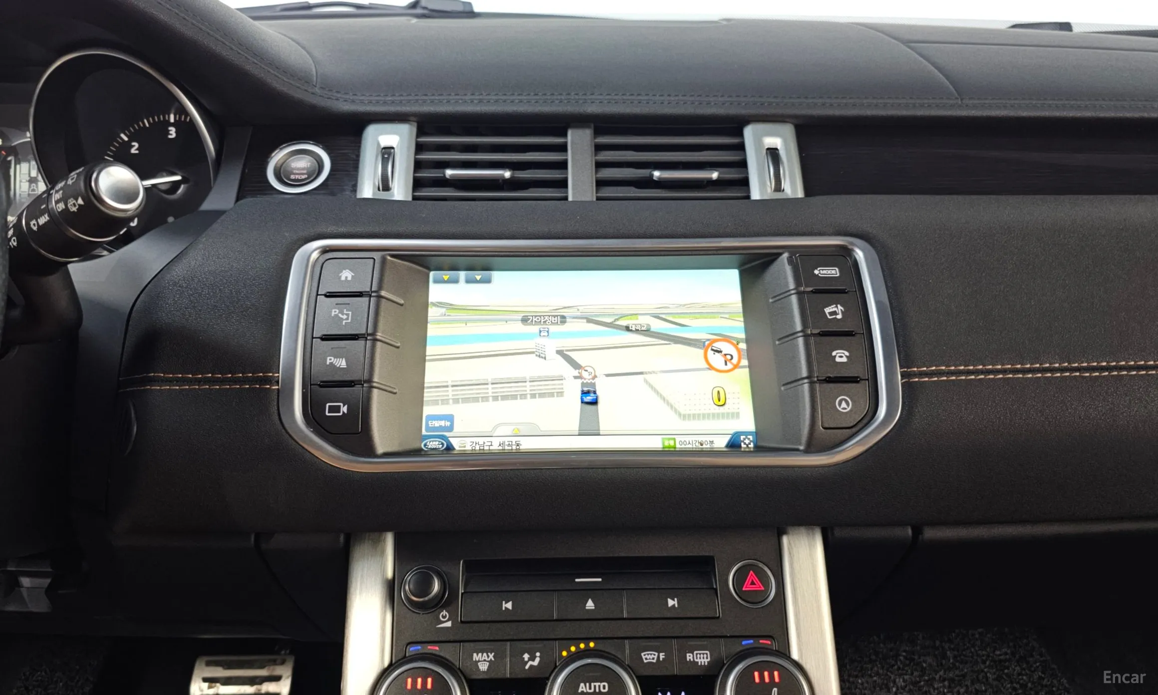 Land Rover Range Rover Evoque превью 14