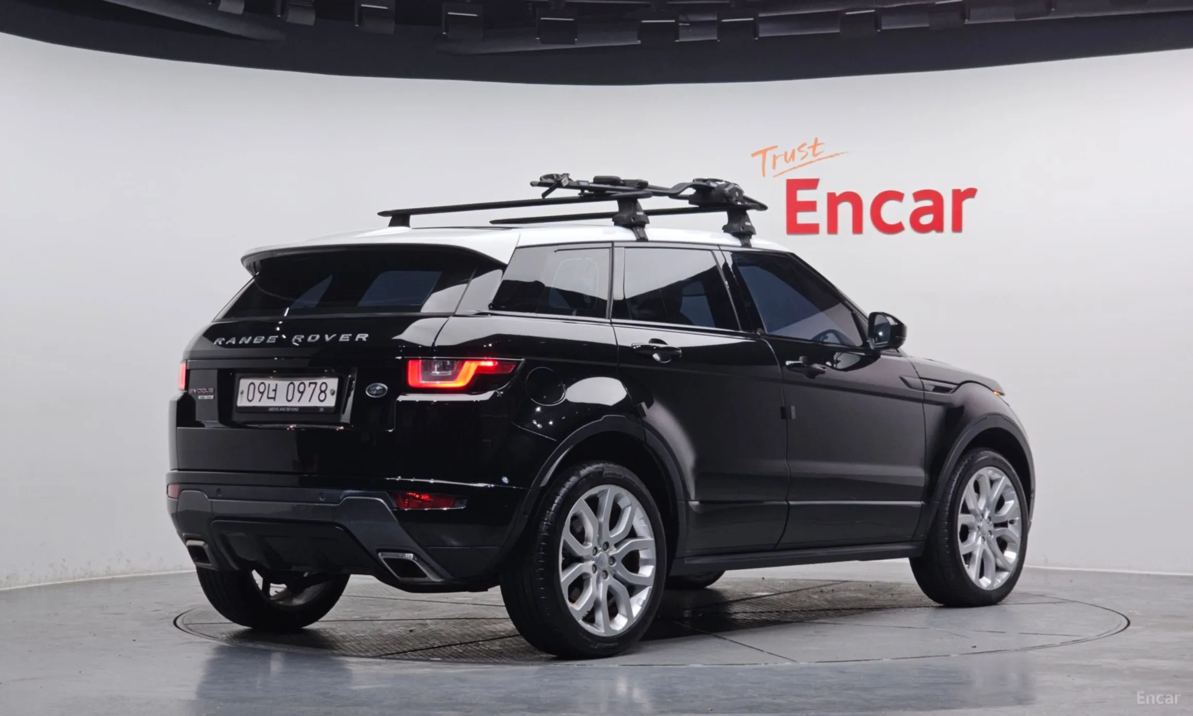 Land Rover Range Rover Evoque превью 2