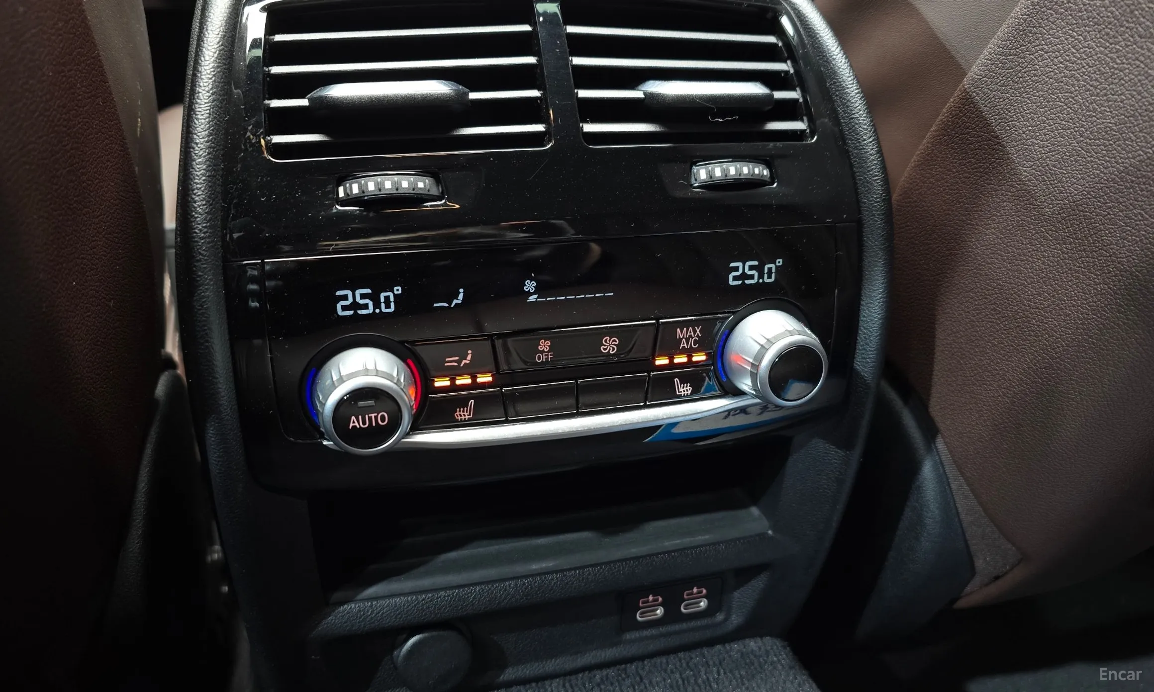 BMW 5 Series (G30) превью 17