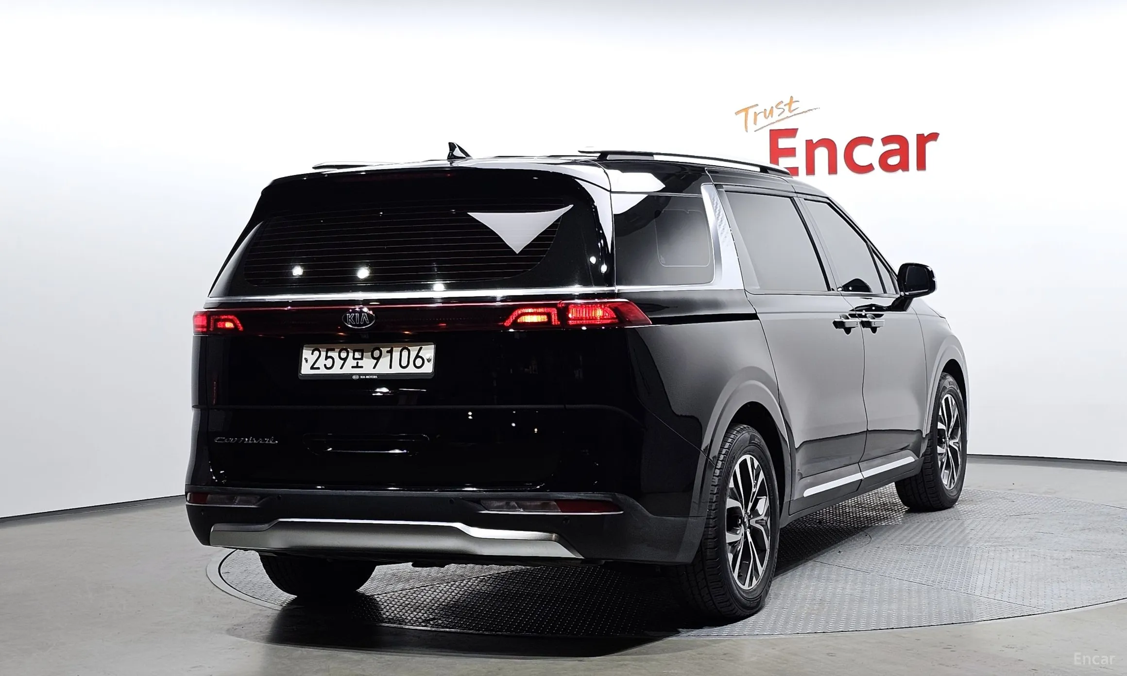 Kia Carnival Gen 4 превью 2