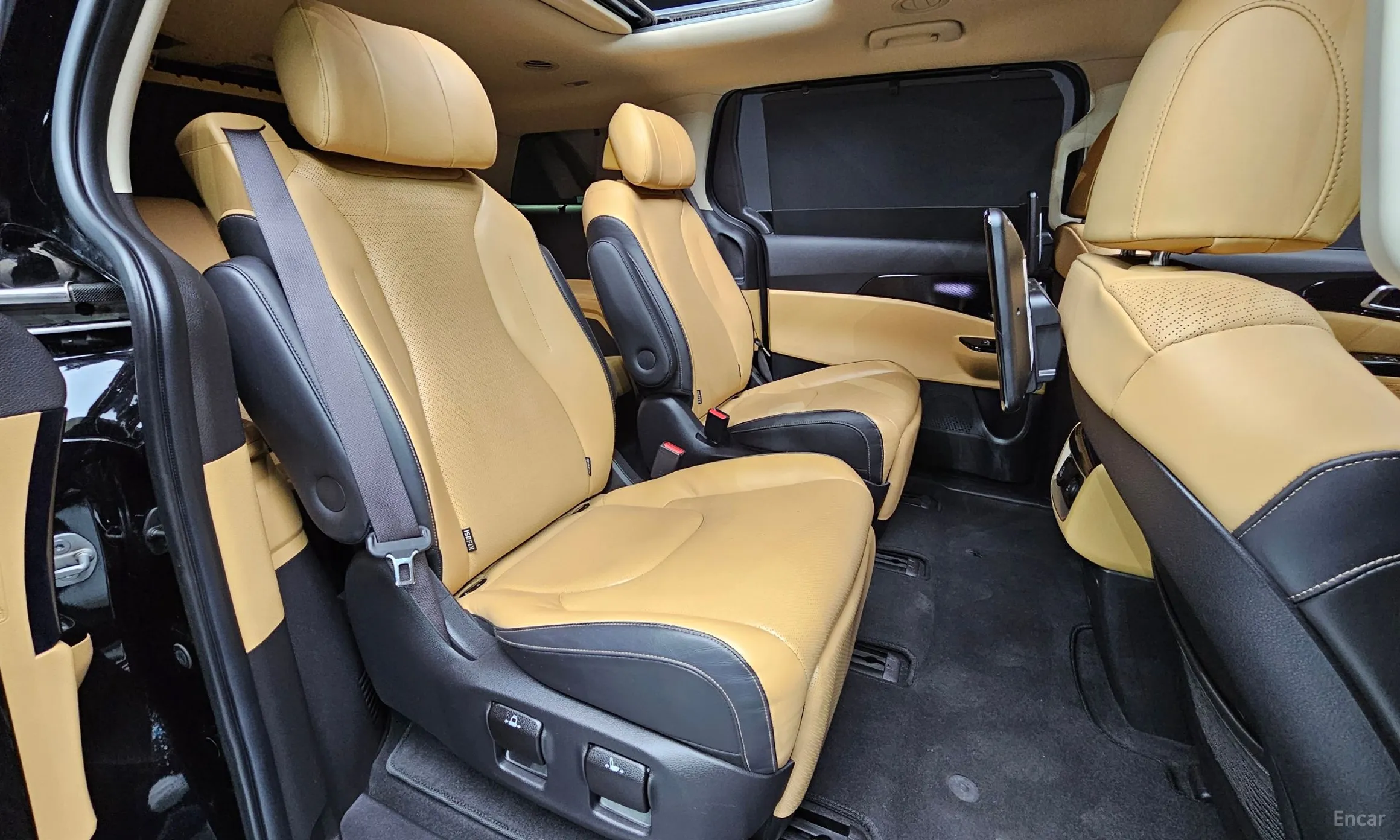 Kia Carnival Gen 4 превью 19