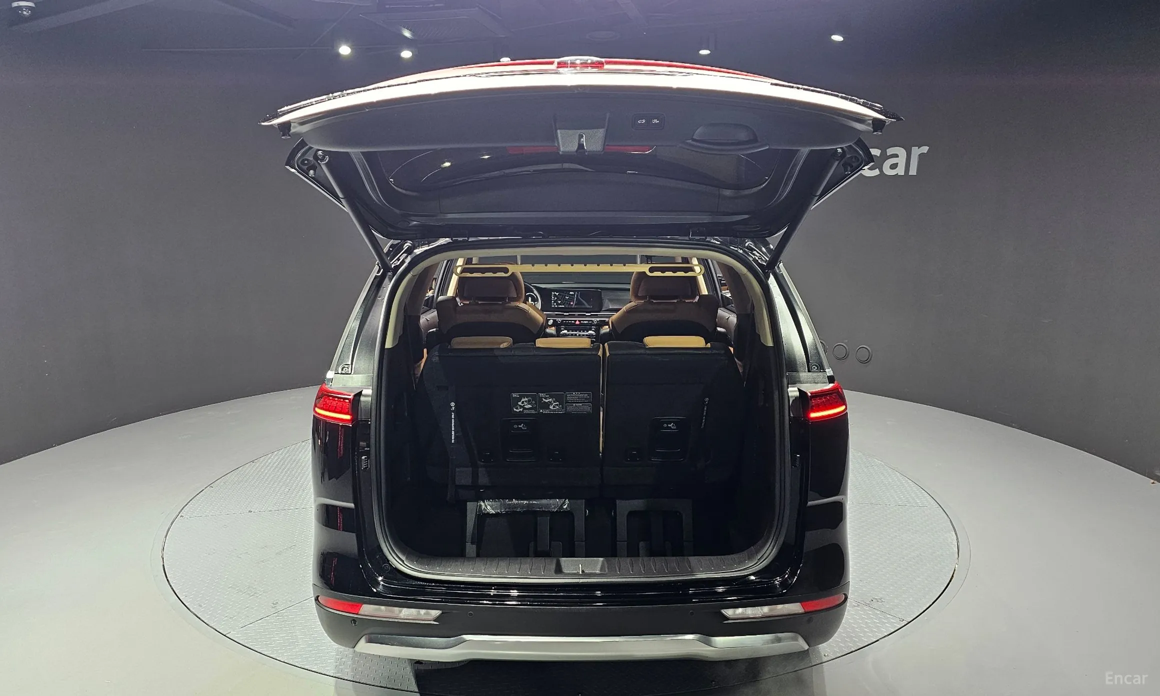 Kia Carnival Gen 4 превью 20