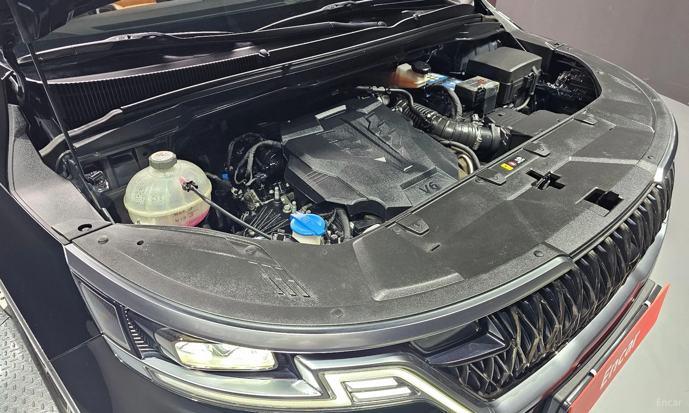 Kia Carnival Gen 4 превью 6