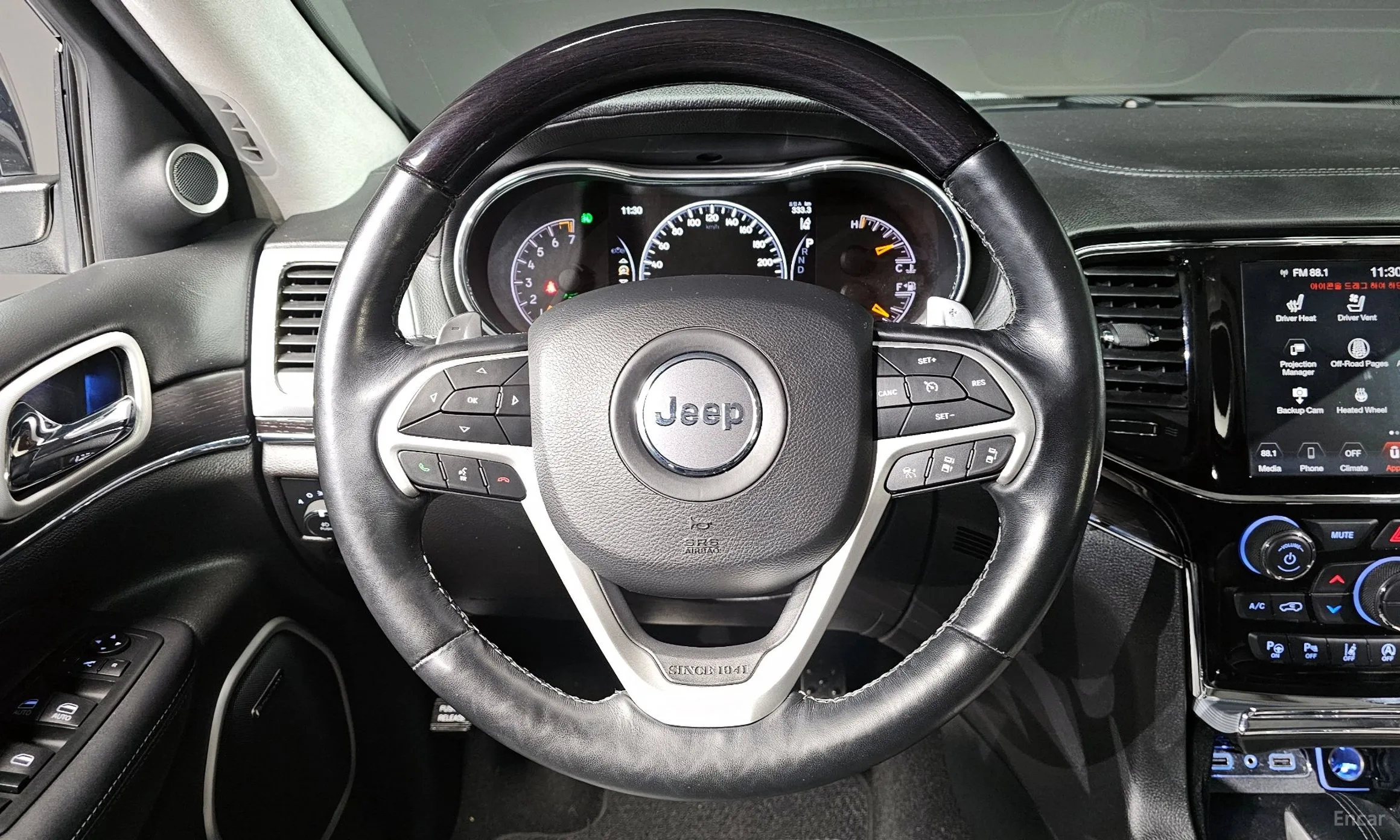 Jeep Grand Cherokee превью 13