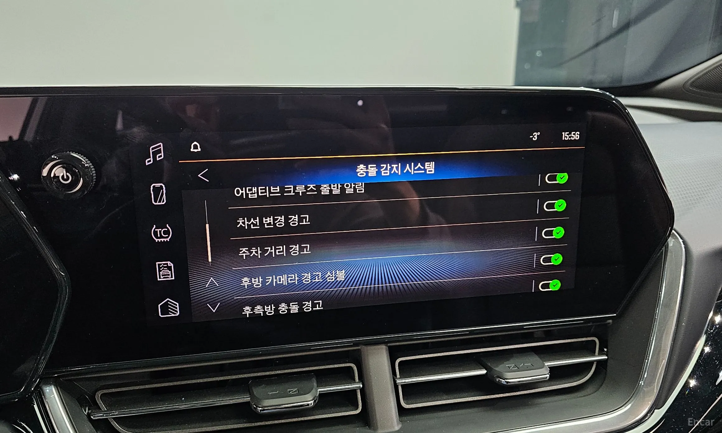 Chevrolet (GM Daewoo) Trax Crossover превью 17