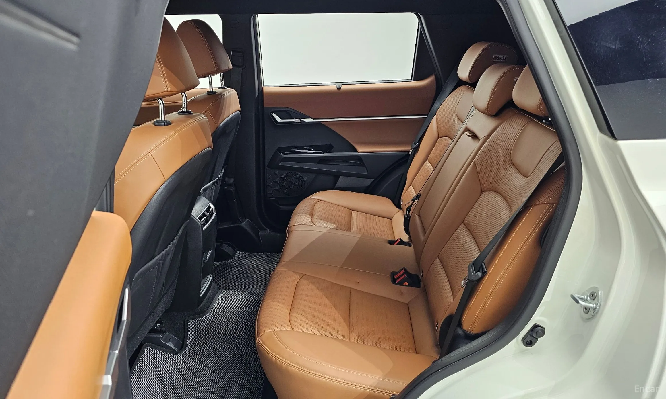 KG Mobility (SsangYong) Torres превью 12