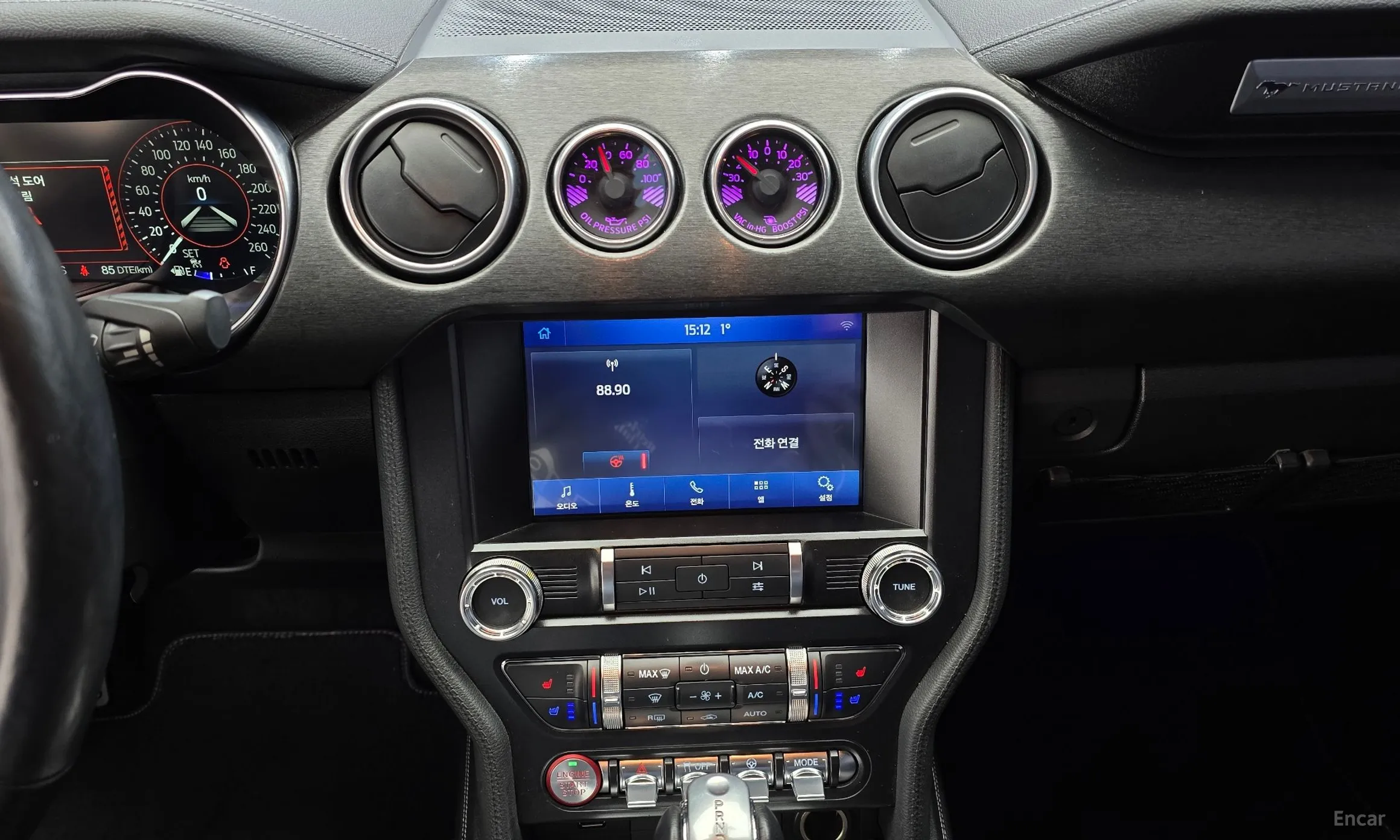 Ford Mustang превью 14