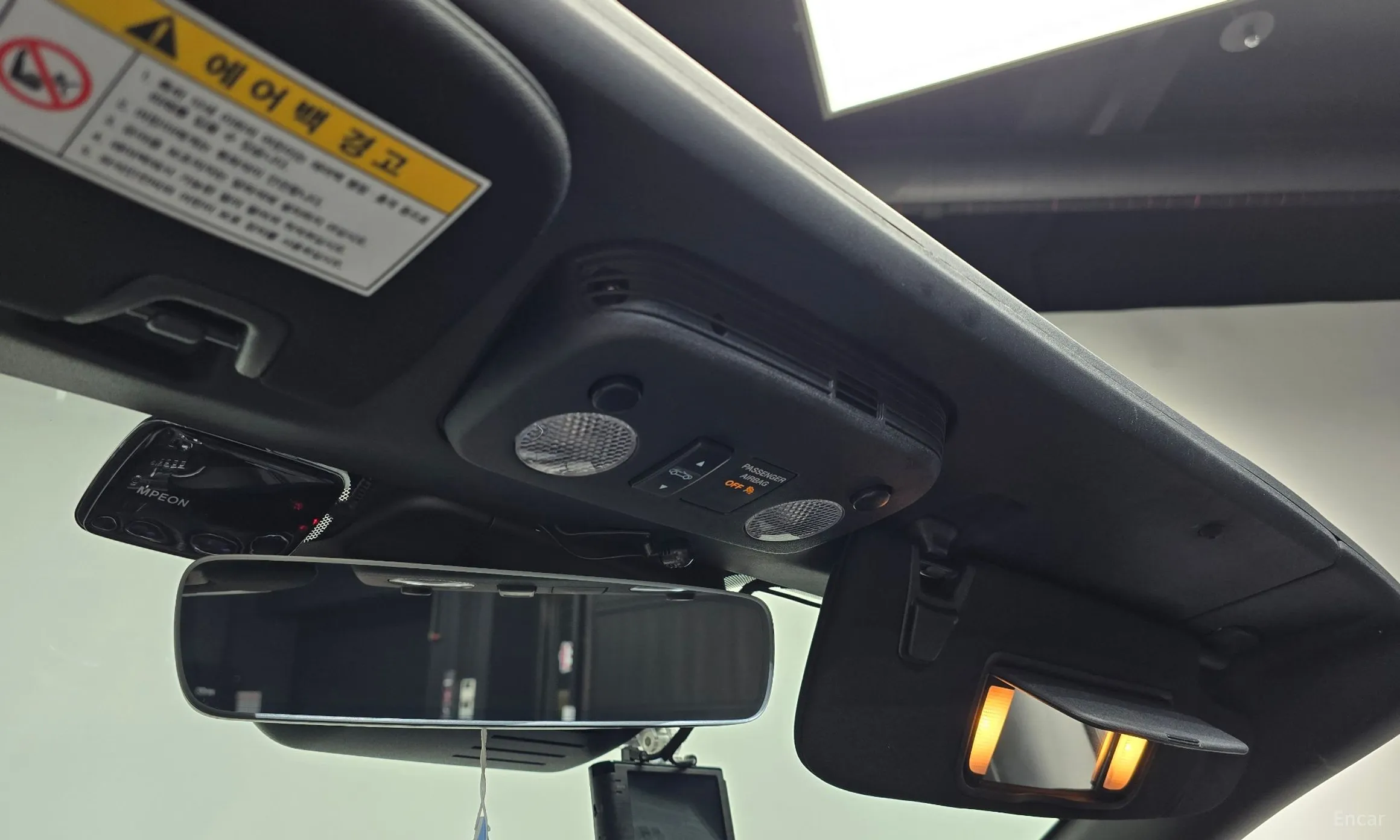Ford Mustang превью 19