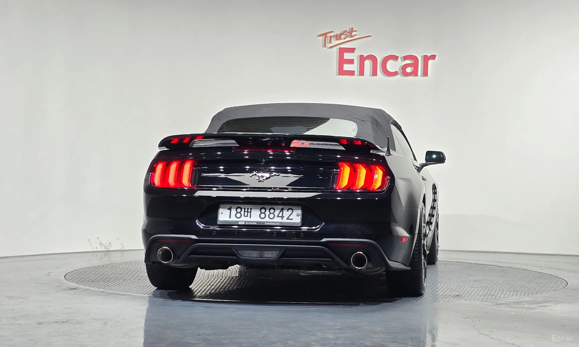 Ford Mustang превью 4