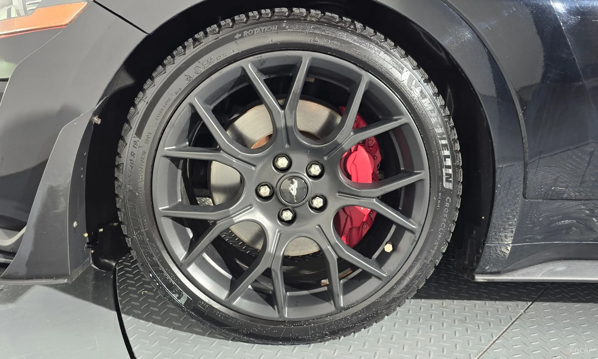 Ford Mustang превью 5