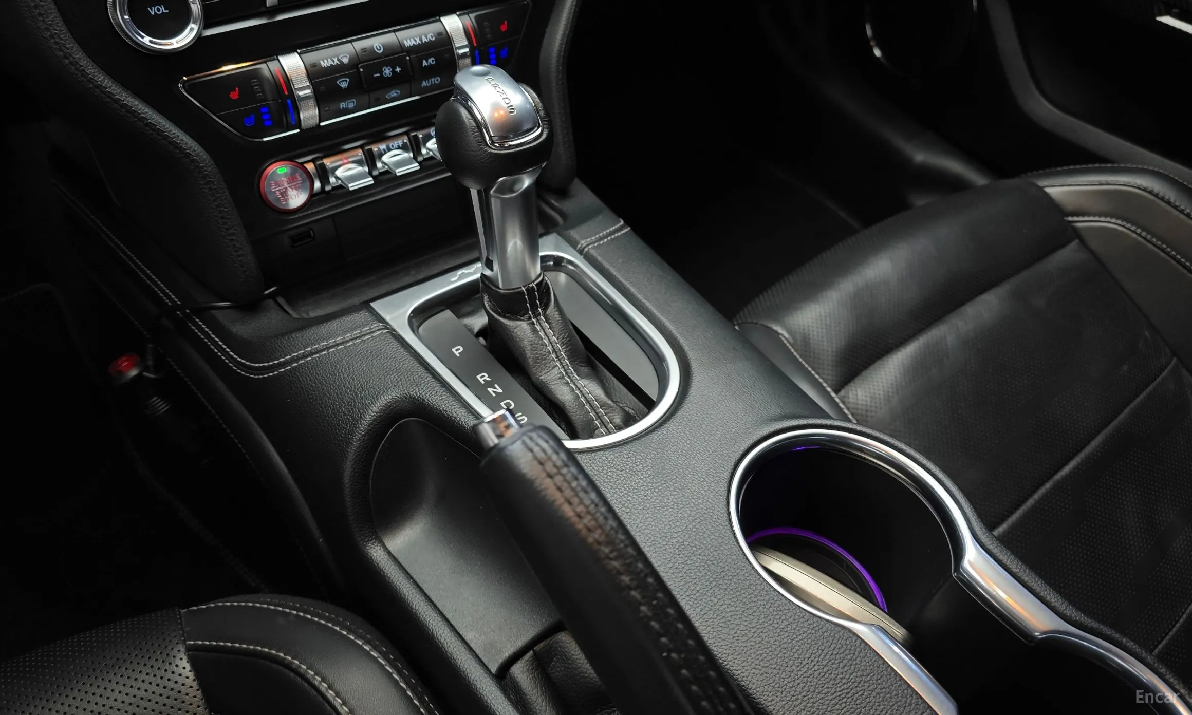 Ford Mustang превью 9