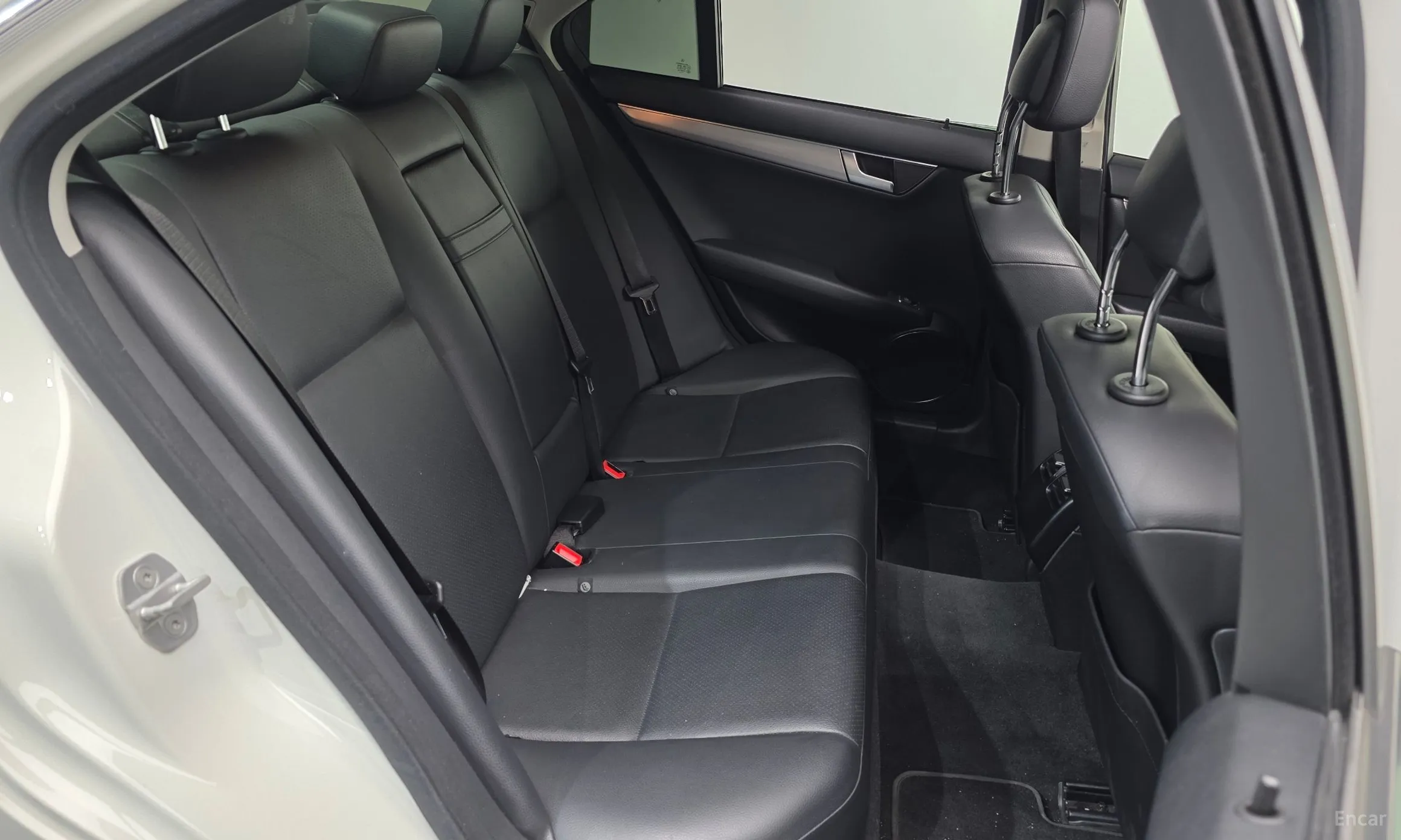 Mercedes Benz C-Class W204 превью 12