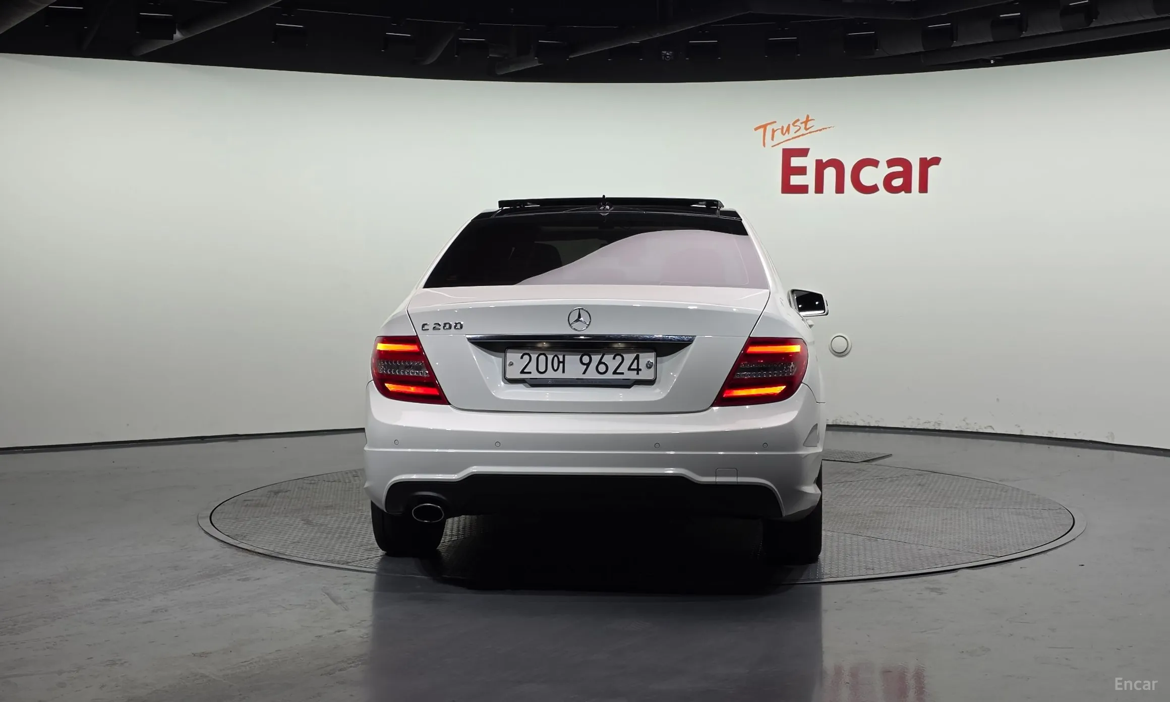 Mercedes Benz C-Class W204 превью 4