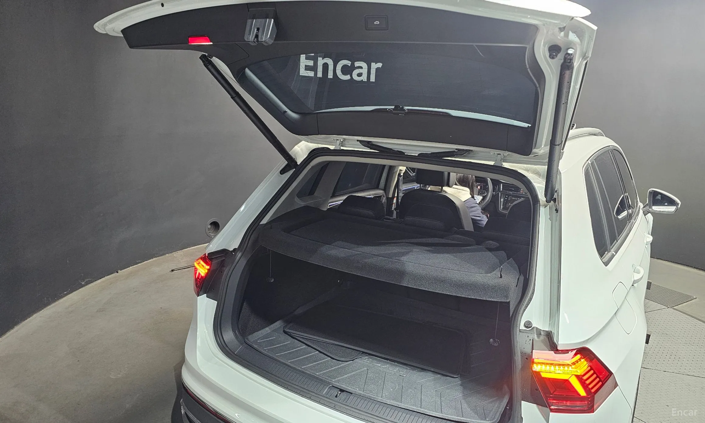 Volkswagen Tiguan 2nd Generation превью 20
